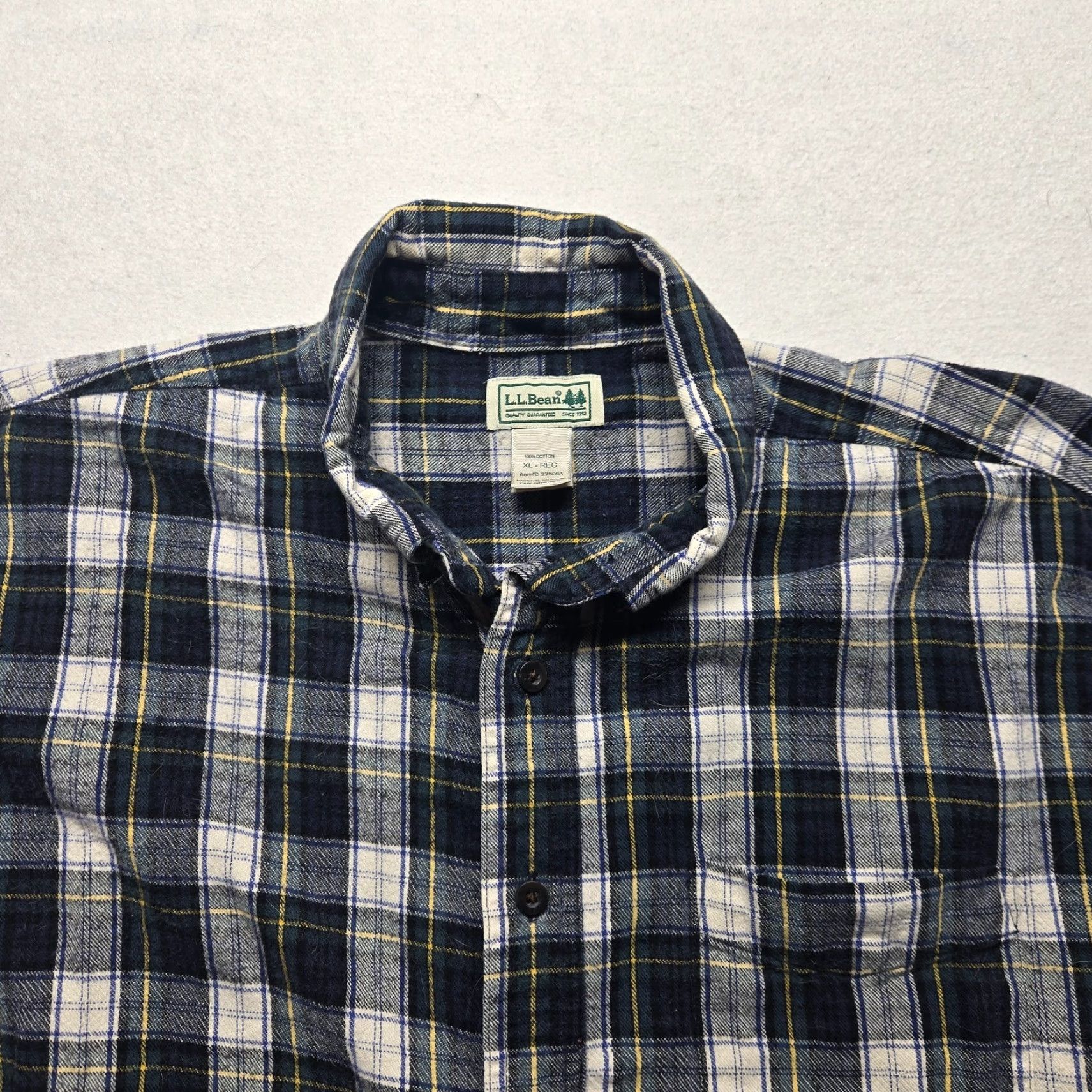 Vintage L.L. Bean Shirt Button-Up Mens XL Traditional Fit Plaid 100% Cotton Blue Long Sleeve Button-Down Collared | Pockets | Regular Fit Size US XL / EU 56 / 4 - 2 Thumbnail