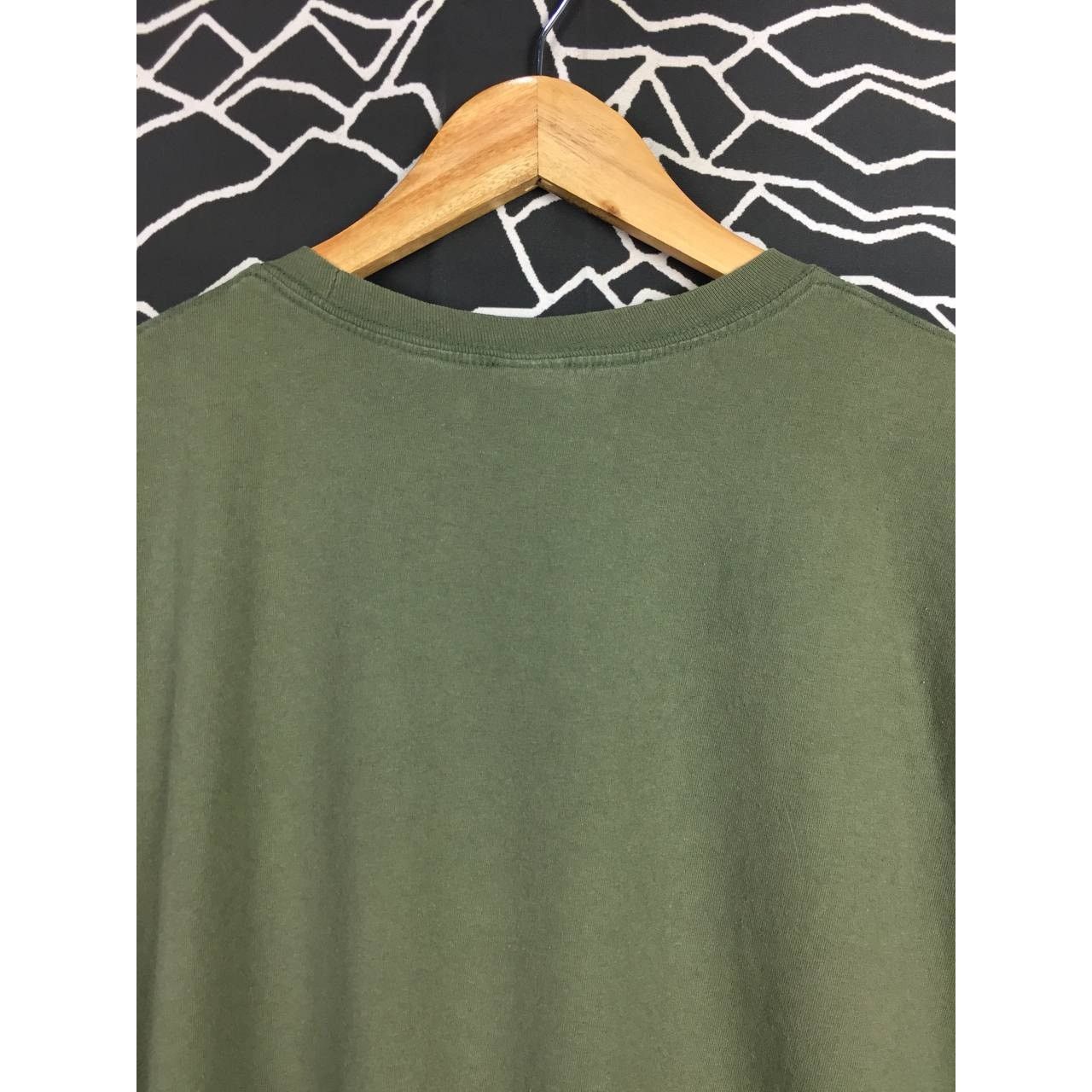 Old Navy × Vintage Vtg Y2K Old Navy Camo Logo Spell Out Tee Size XL Size US XL / EU 56 / 4 - 5 Thumbnail
