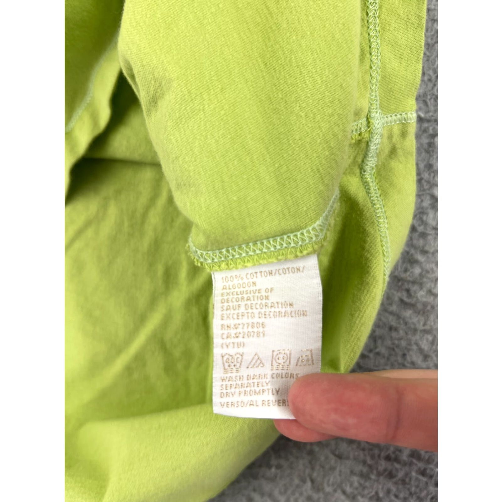 Tommy Hilfiger VINTAGE Tommy Hilfiger Women's T-Shirt Short Sleeve Pullover Casual Cotton Green Small 90s Designer Size S / US 4 / IT 40 - 7 Thumbnail