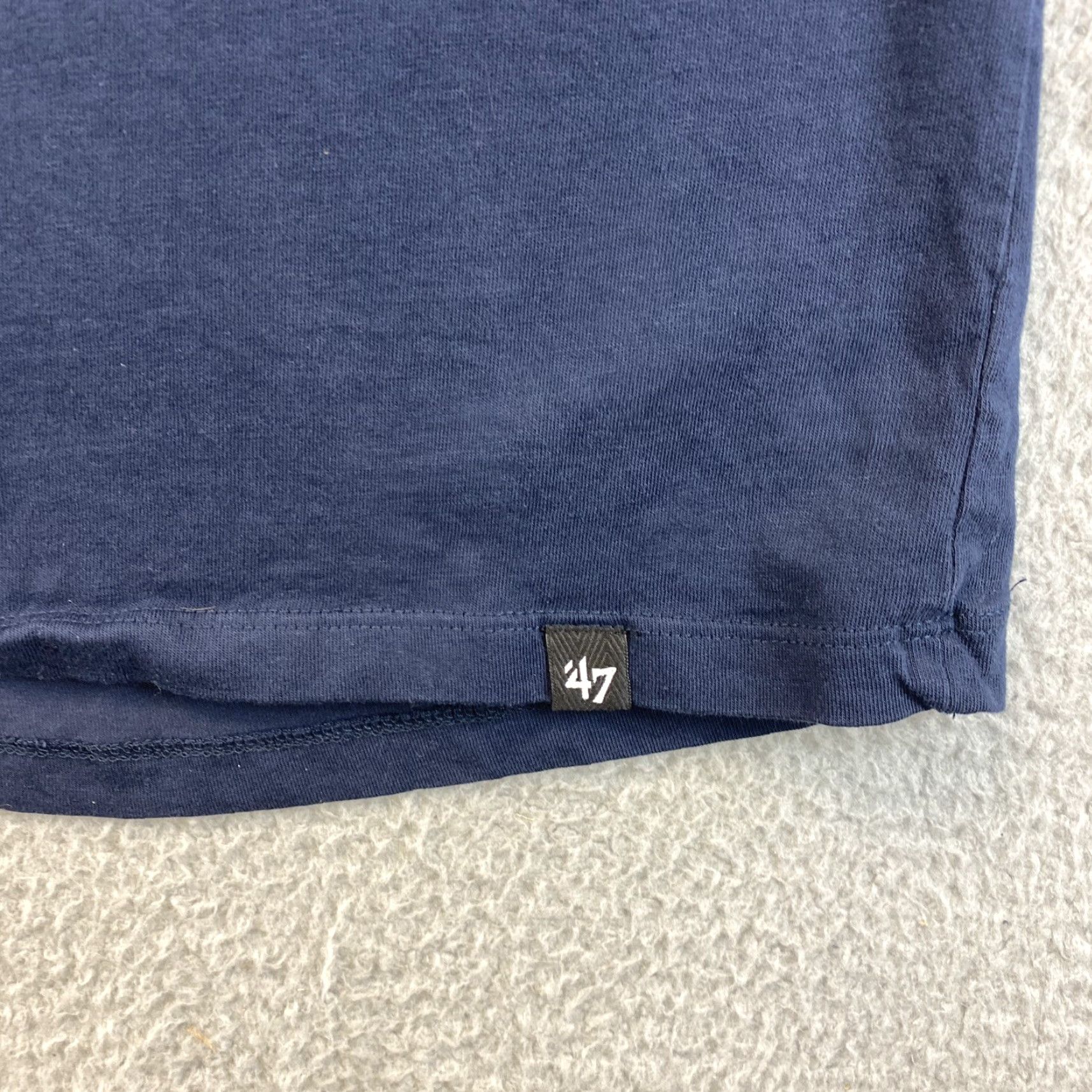 47 New York Yankees NY 2021 Just NY Logo T-Shirt Size L Navy 83-50 Size US L / EU 52-54 / 3 - 3 Thumbnail