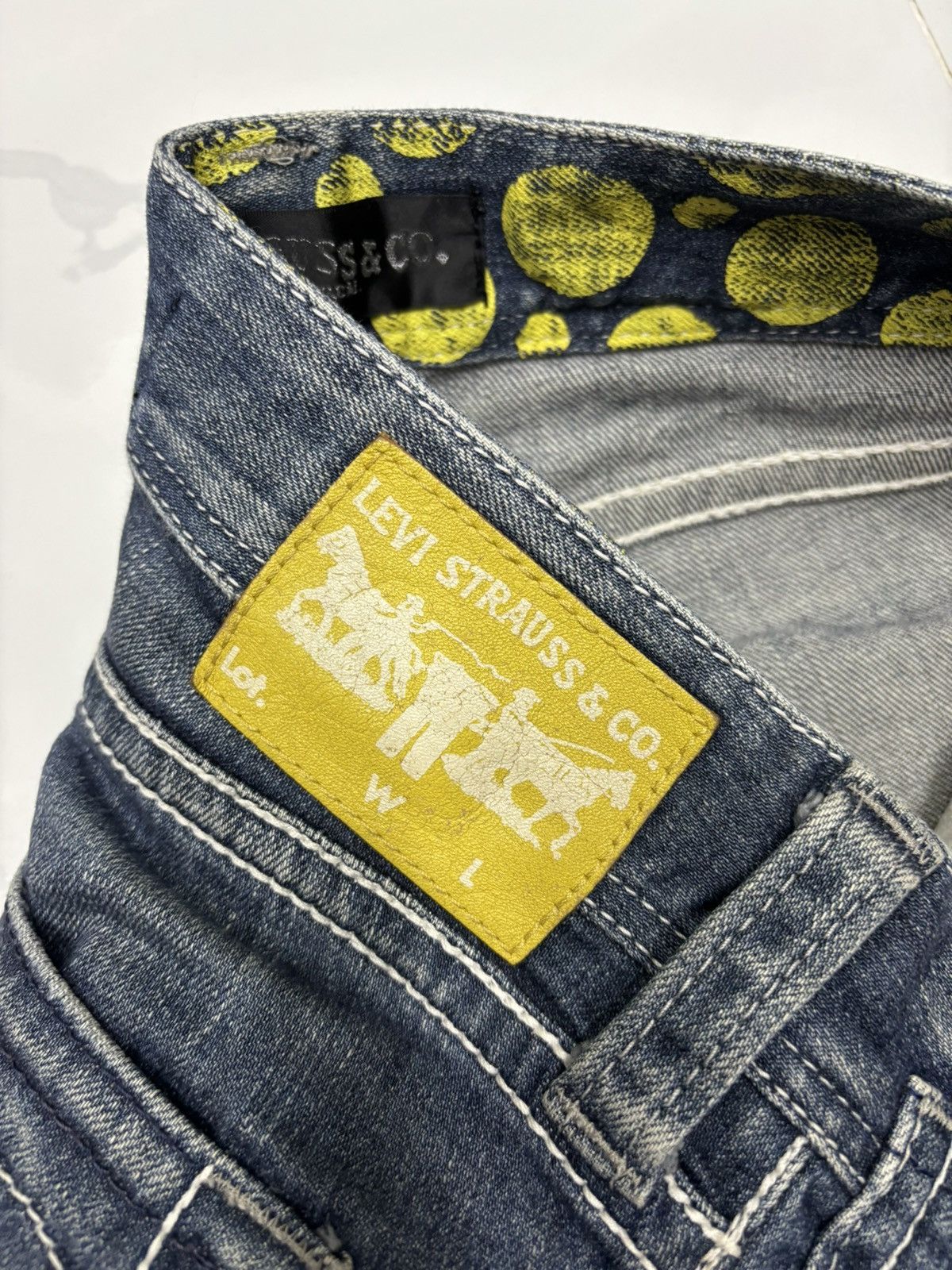 Levi's Vintage Clothing VINTAGE LEVIS DISTRESSED DENIM SKINNY JEANS Size 26" / US 2 / IT 38 - 10 Thumbnail