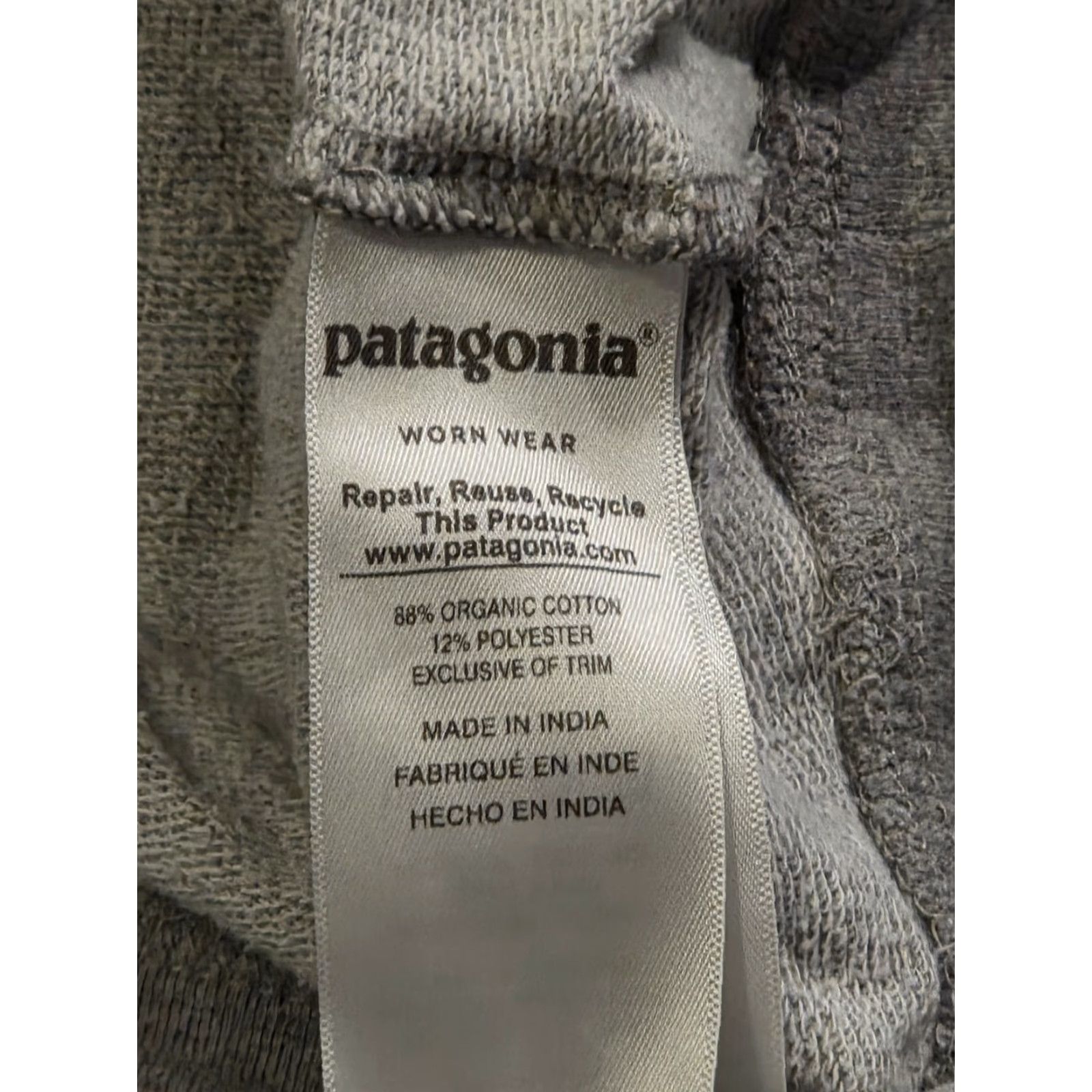 Patagonia Patagonia Line Logo Badge Lightweight Pullover Hoodie Gray XS Men's Relaxed Fit Crew Neck Long Sleeve Logo Graphic Print Size US XS / EU 42 / 0 - 6 Thumbnail