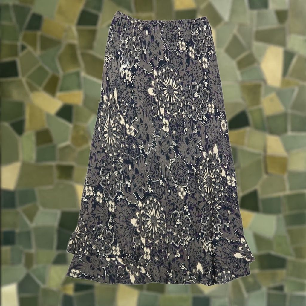 Style & Co VINTAGE Style & Co Skirt Midi 6P black and brown floral lace print 90s Women Size 28" / US 6 / IT 42 - 1 Thumbnail