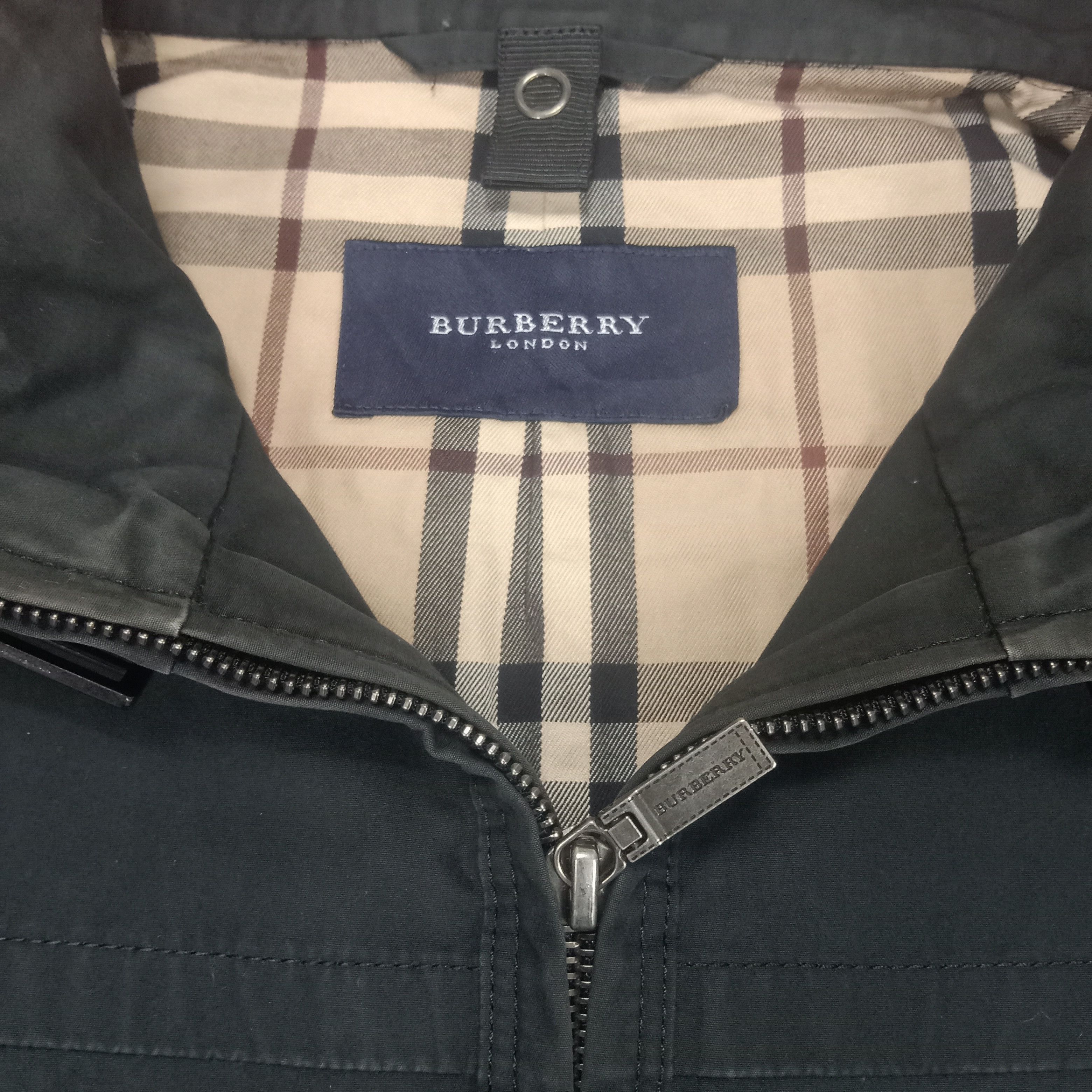 Burberry Burberry London Luxury Brand Multi Pocket Design Jacket Size US L / EU 52-54 / 3 - 2 Thumbnail