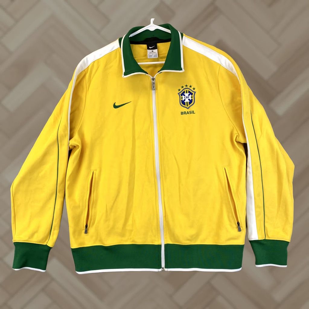 Nike VINTAGE Nike Jacket Sweater Men’s XL Yellow Brazil Soccer Team Track / 33-41 Size US XL / EU 56 / 4 - 1 Thumbnail