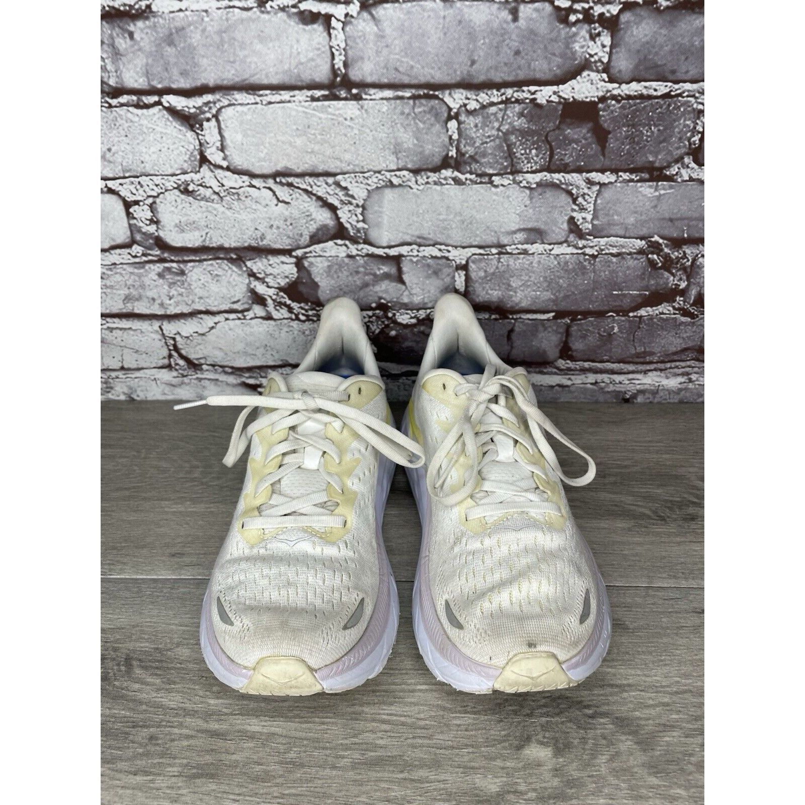 Hoka Hoka One One Clifton 8 1119394 BDBBW White Yellow Running Sn Size US 8 / IT 38 - 13 Thumbnail
