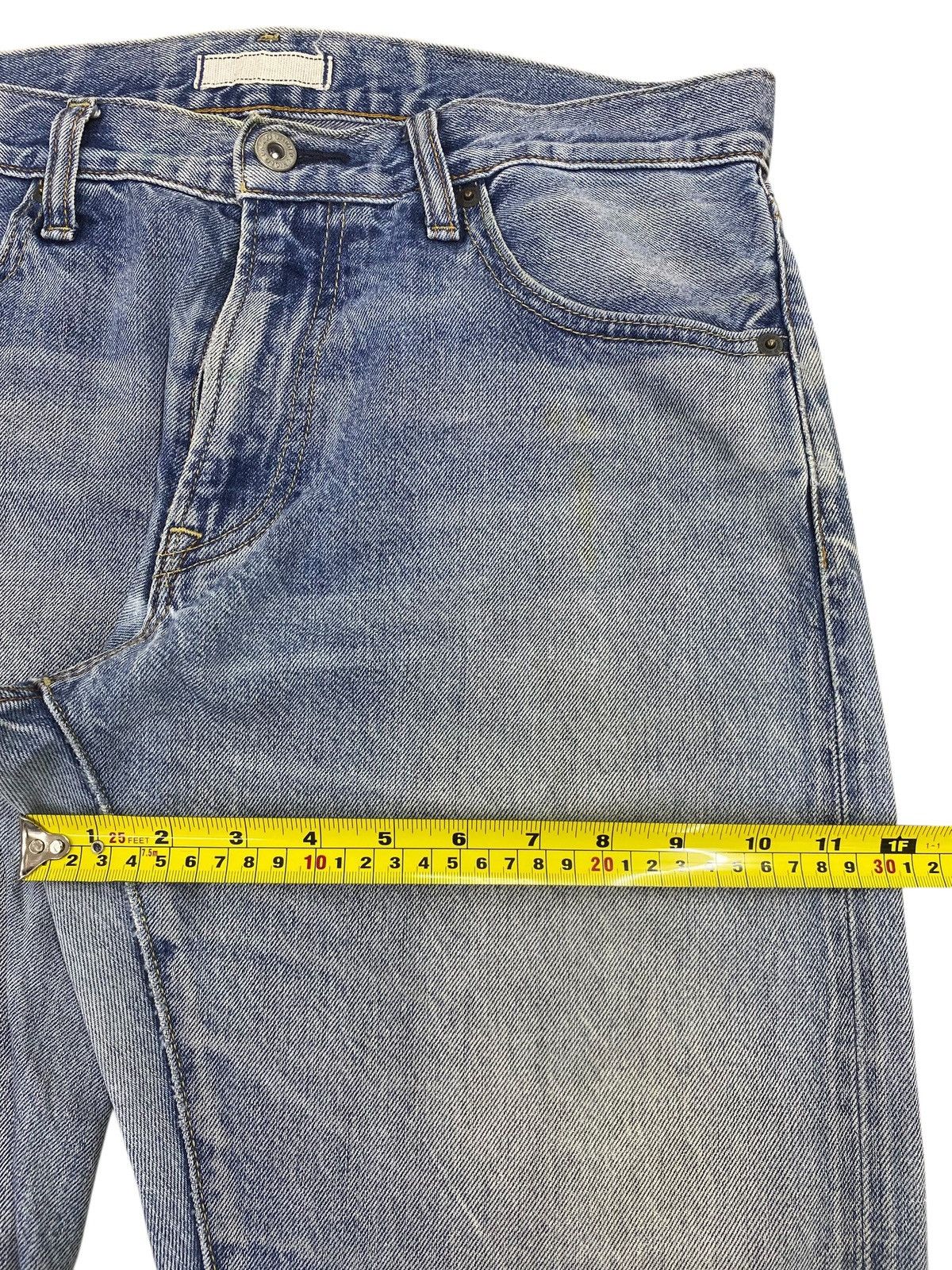 Uniqlo Uniqlo Acid Blue Wash Regular Straight Leg Jeans Size US 33 - 7 Thumbnail