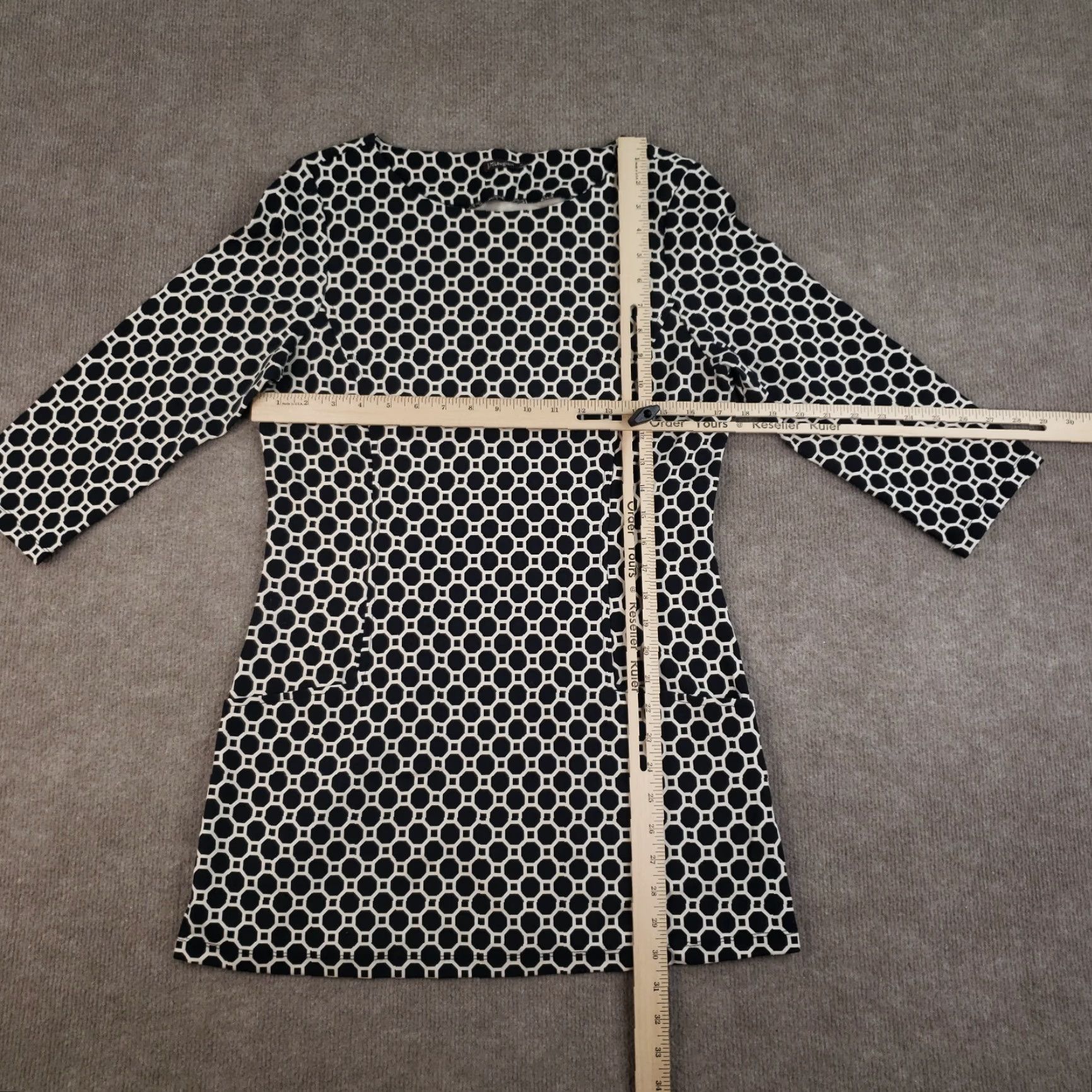 J.McLaughlin J. McLaughlin Dress Womens Black Medium 3/4 Sleeve Pullover Stretch Octagon Size M / US 6-8 / IT 42-44 - 2 Thumbnail
