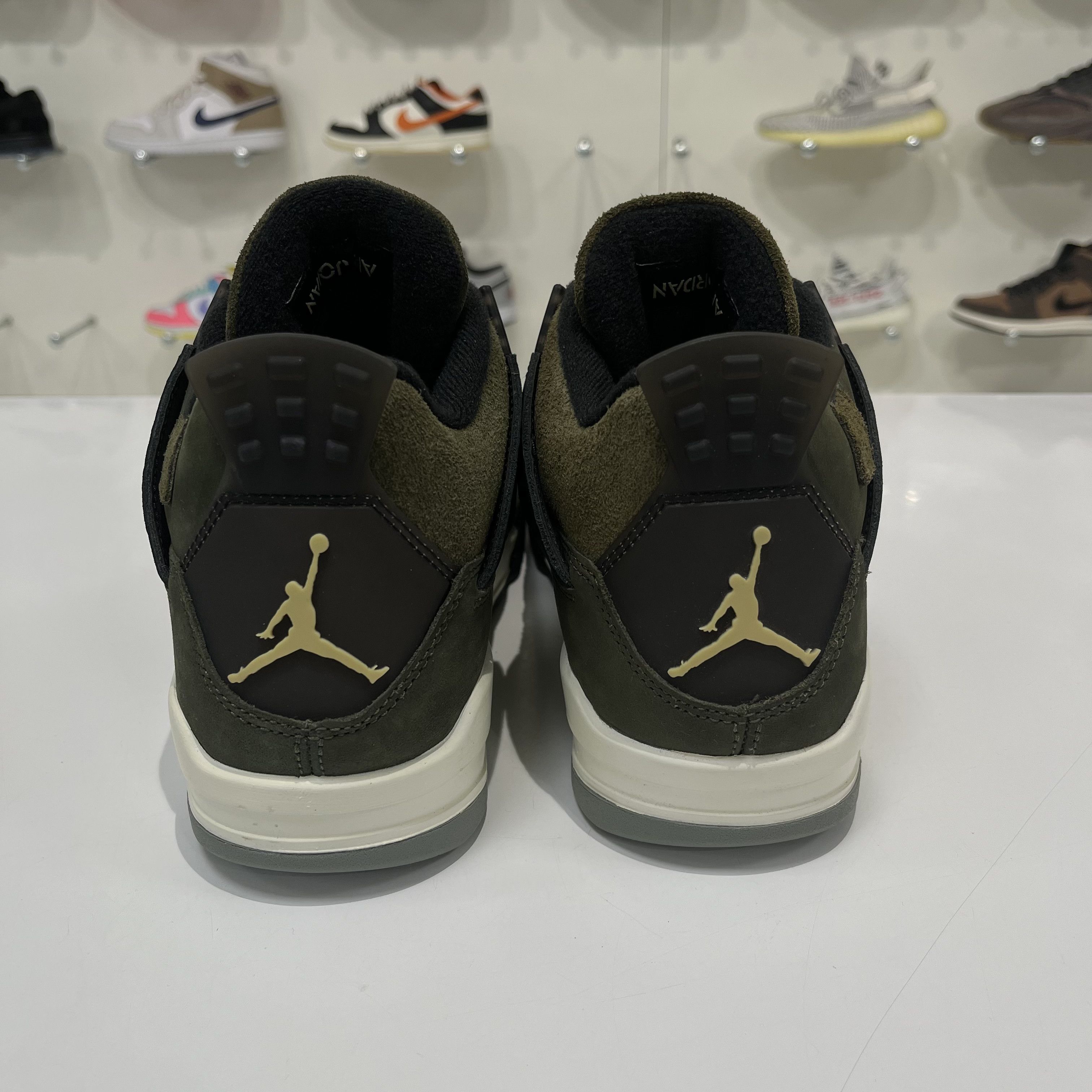 Nike Air Jordan 4 Retro SE Craft Medium Olive Size US 10 / EU 43 - 3 Thumbnail