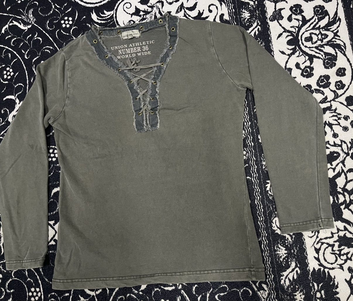 If Six Was Nine PPFM INSPIRED NUMBER 36 IN THE WORLD DISTRESSED Size US S / EU 44-46 / 1 - 5 Thumbnail