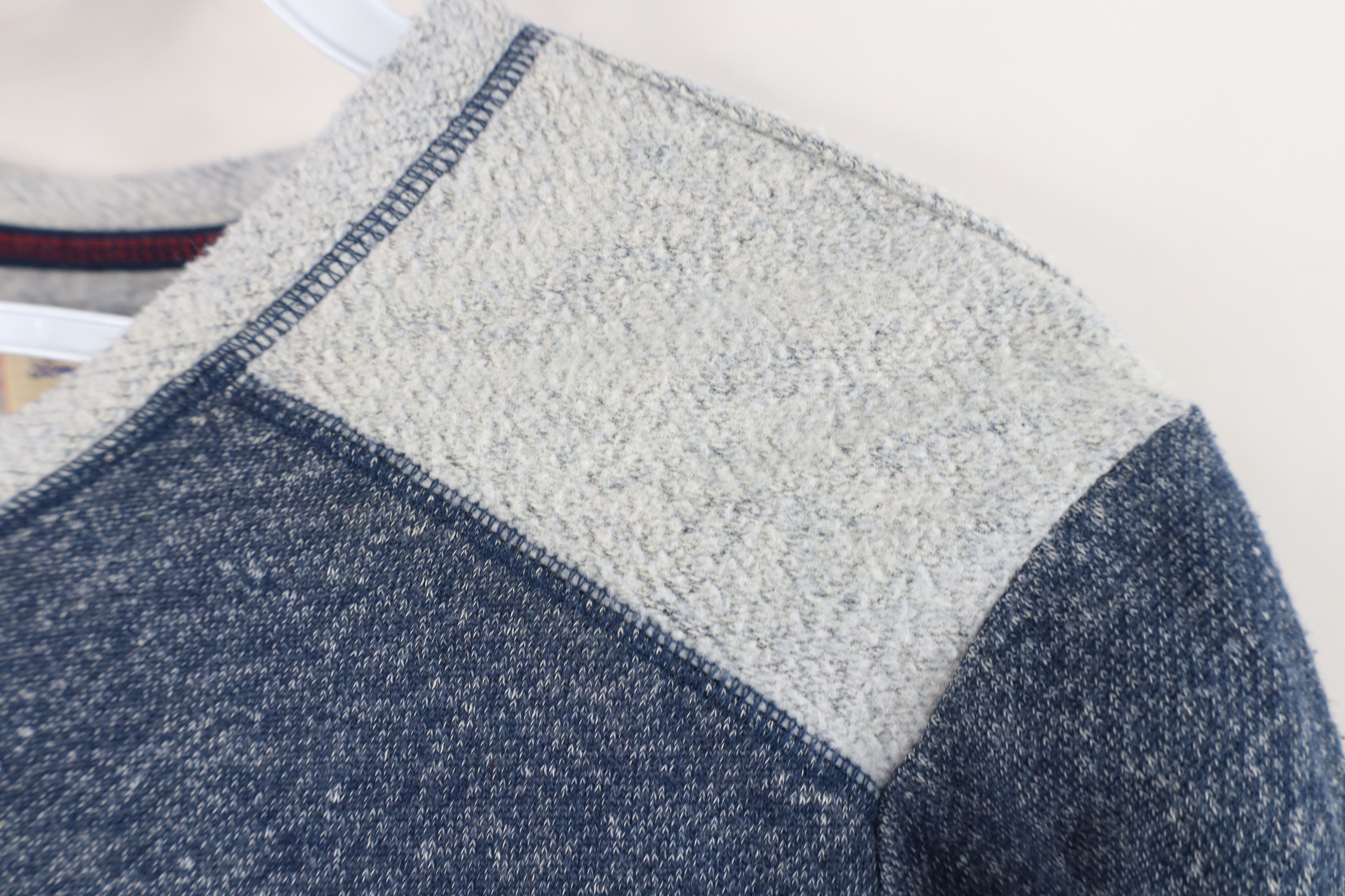 Tommy Bahama Vintage Tommy Bahama Soft Knit Fleece Lined Sweatshirt Blue Size US L / EU 52-54 / 3 - 8 Thumbnail