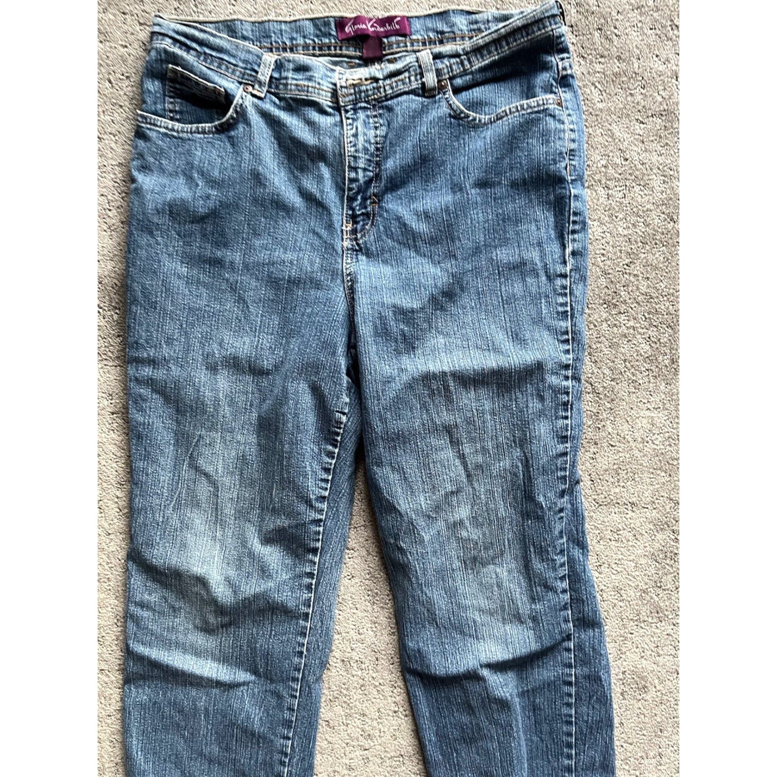 Gloria Vanderbilt Gloria Vanderbilt Jeans Women Size 12 Blue Straight Leg Amanda Medium Wash Jeans Regular 12 Blue Gloria Vanderbilt Amanda Women's Jeans 12 Size 34" / US 12 / IT 48 - 2 Thumbnail