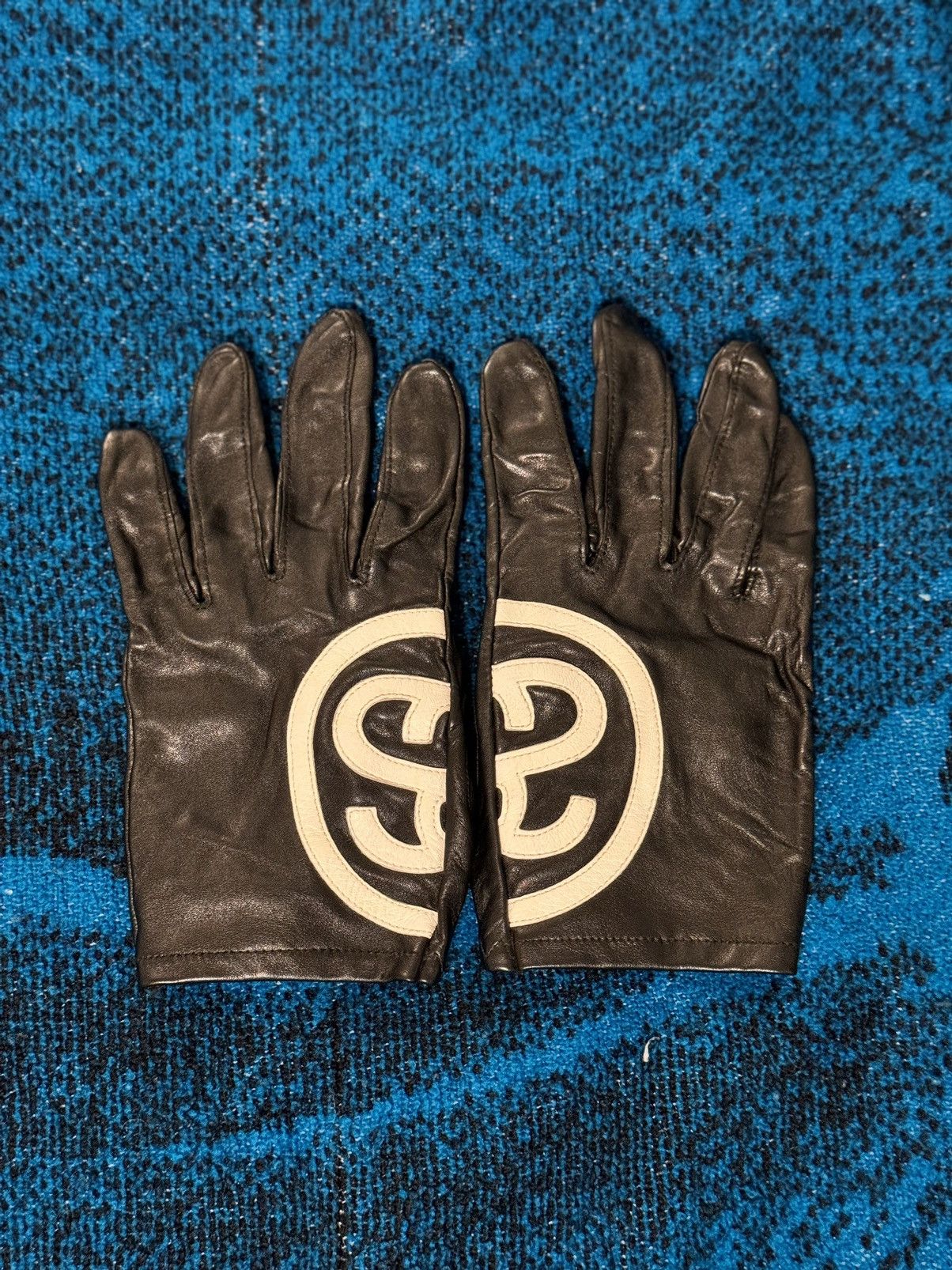 Stussy Stussy SS logo leather Gloves | Grailed