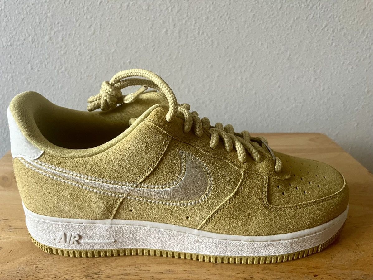 Nike Nike Air Force 1'07 LV8 Men's Size 10 Men’s- 11.5 Women’s Size US 10 / EU 43 - 6 Thumbnail