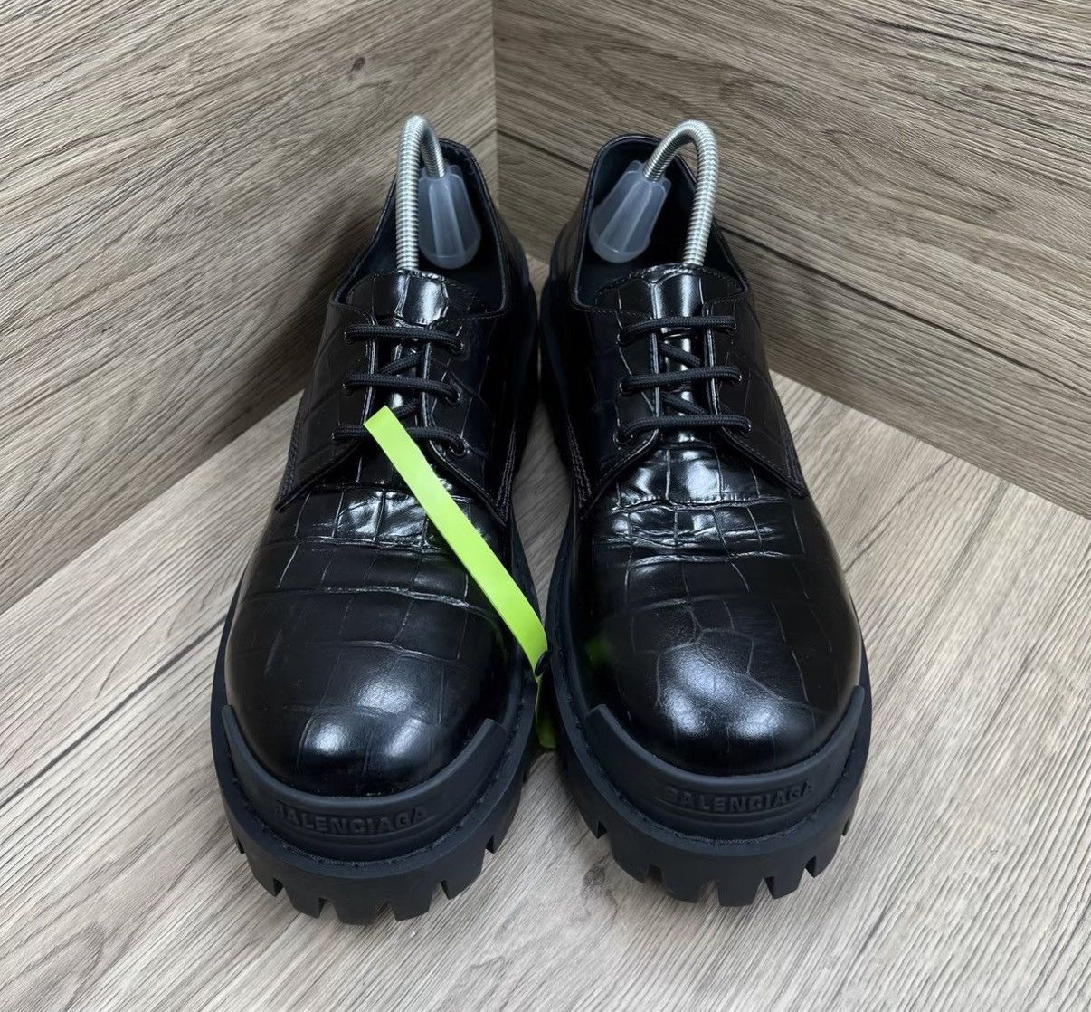 Balenciaga Balenciaga Black Scaled Derby Shoes J41 Size US 8.5 / EU 41-42 - 3 Thumbnail