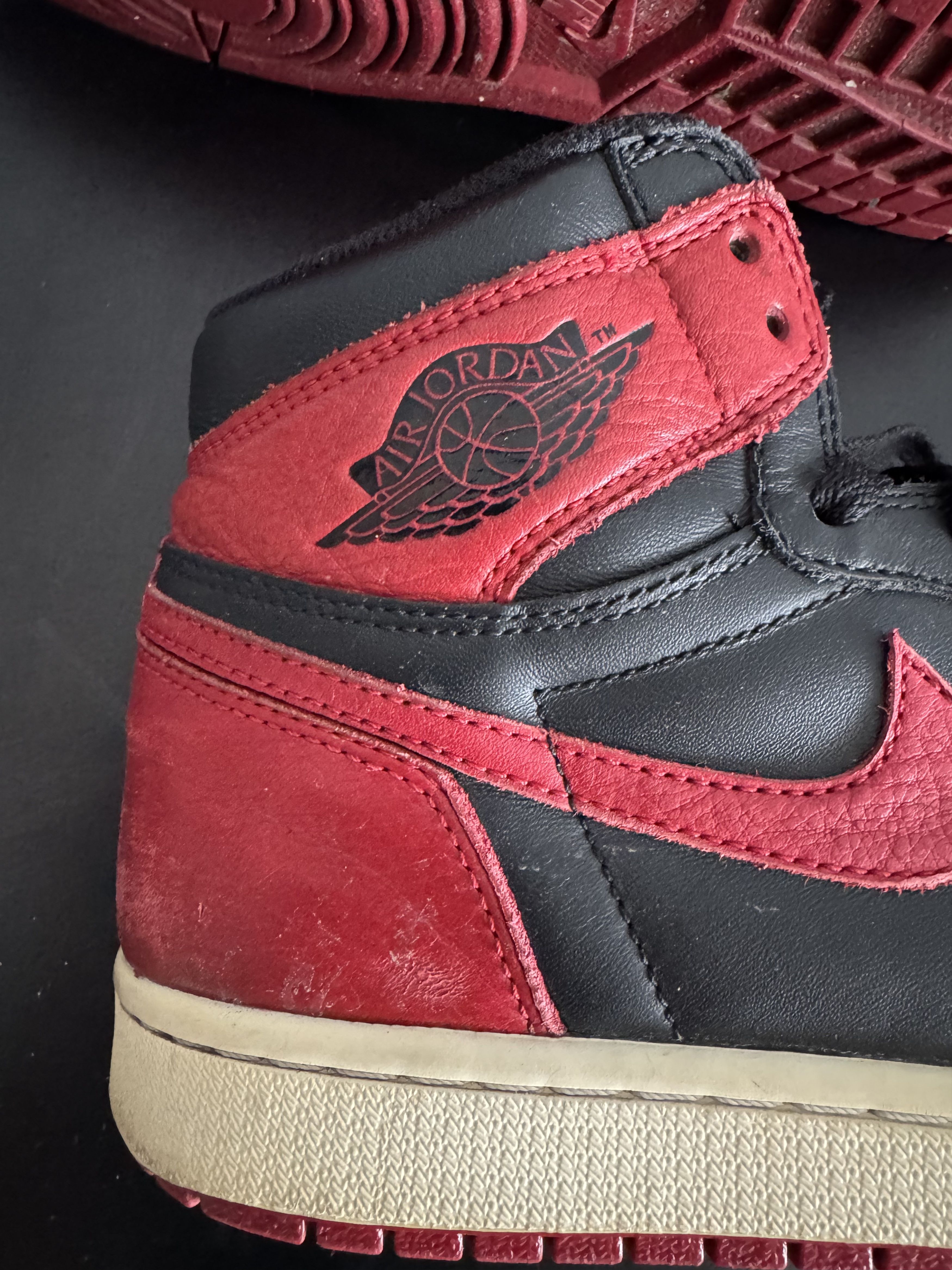 Nike Nike Air Jordan 1 Retro High Bred Banned 2016 OG Red Black Size US 9 / EU 42 - 8 Thumbnail