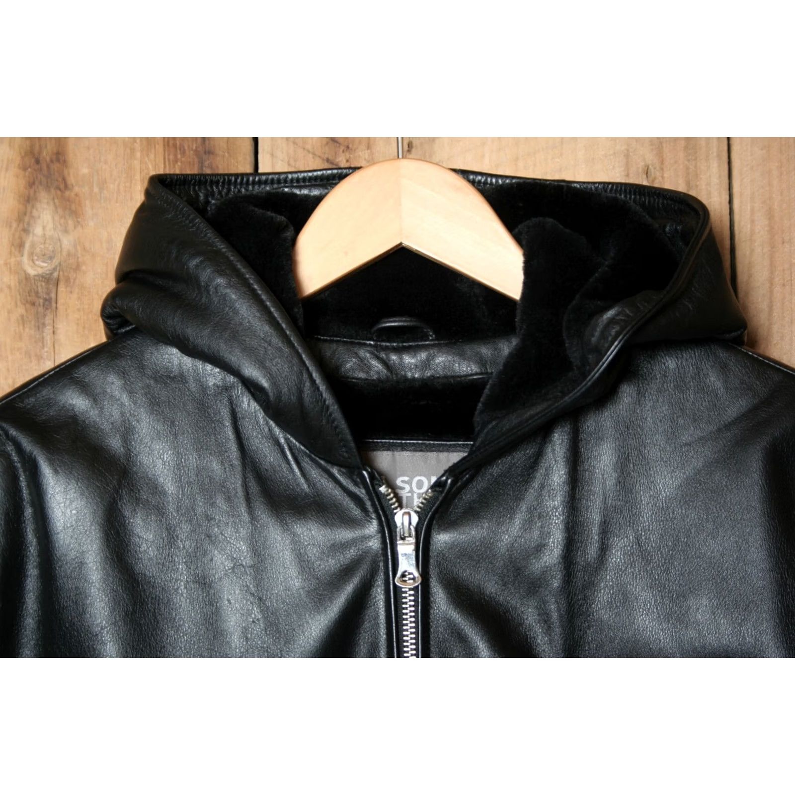Vintage VINTAGE Wilsons Leather Black Parka Hooded Quilt Lined Faux Fur Leather Jacket Womens M Size Size M / US 6-8 / IT 42-44 - 2 Thumbnail
