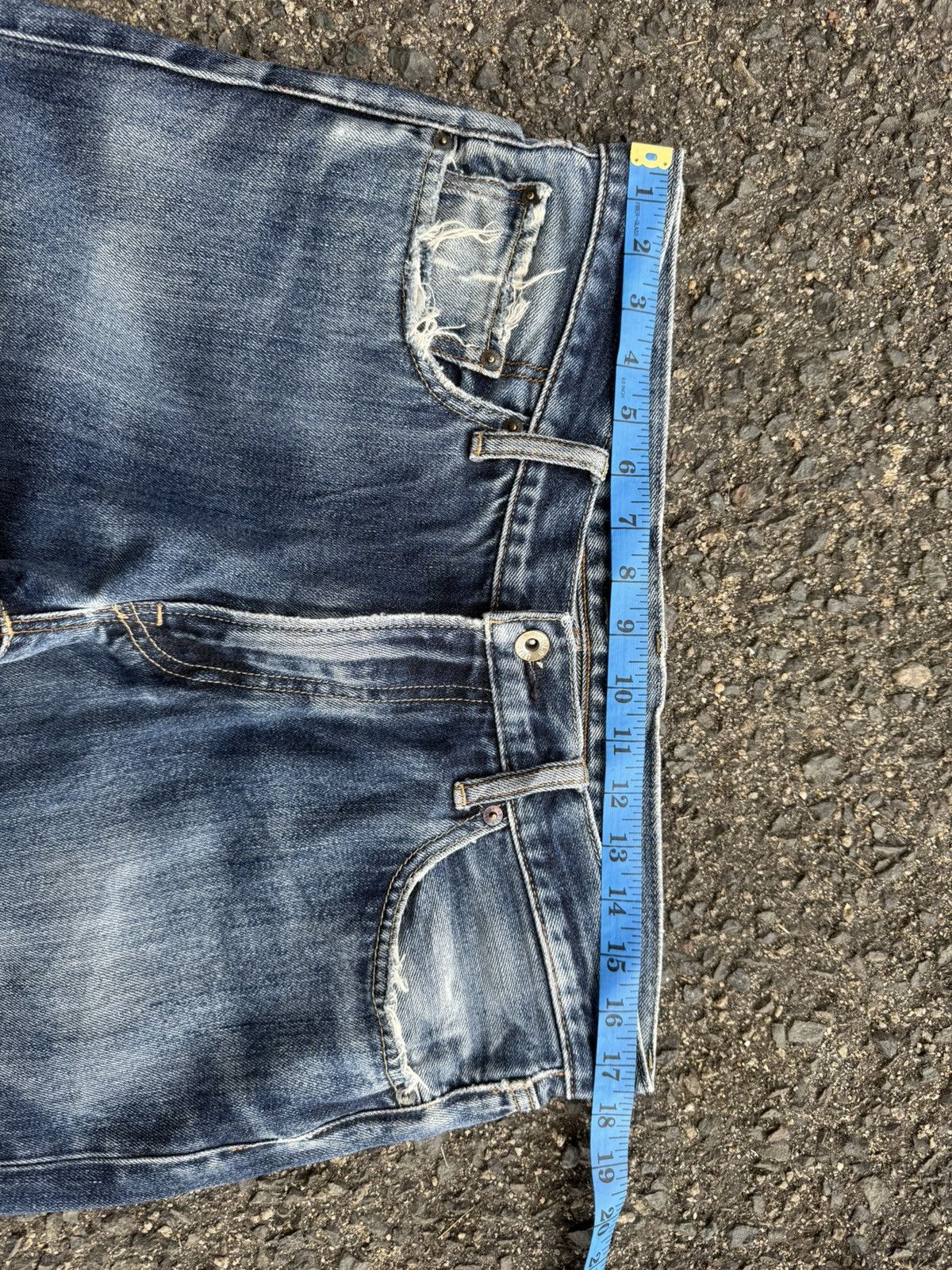 Japanese Brand VINTAGE JAPANESE STRAIGHT FADED JEAN DENIM PANTS Size US 35 - 5 Thumbnail
