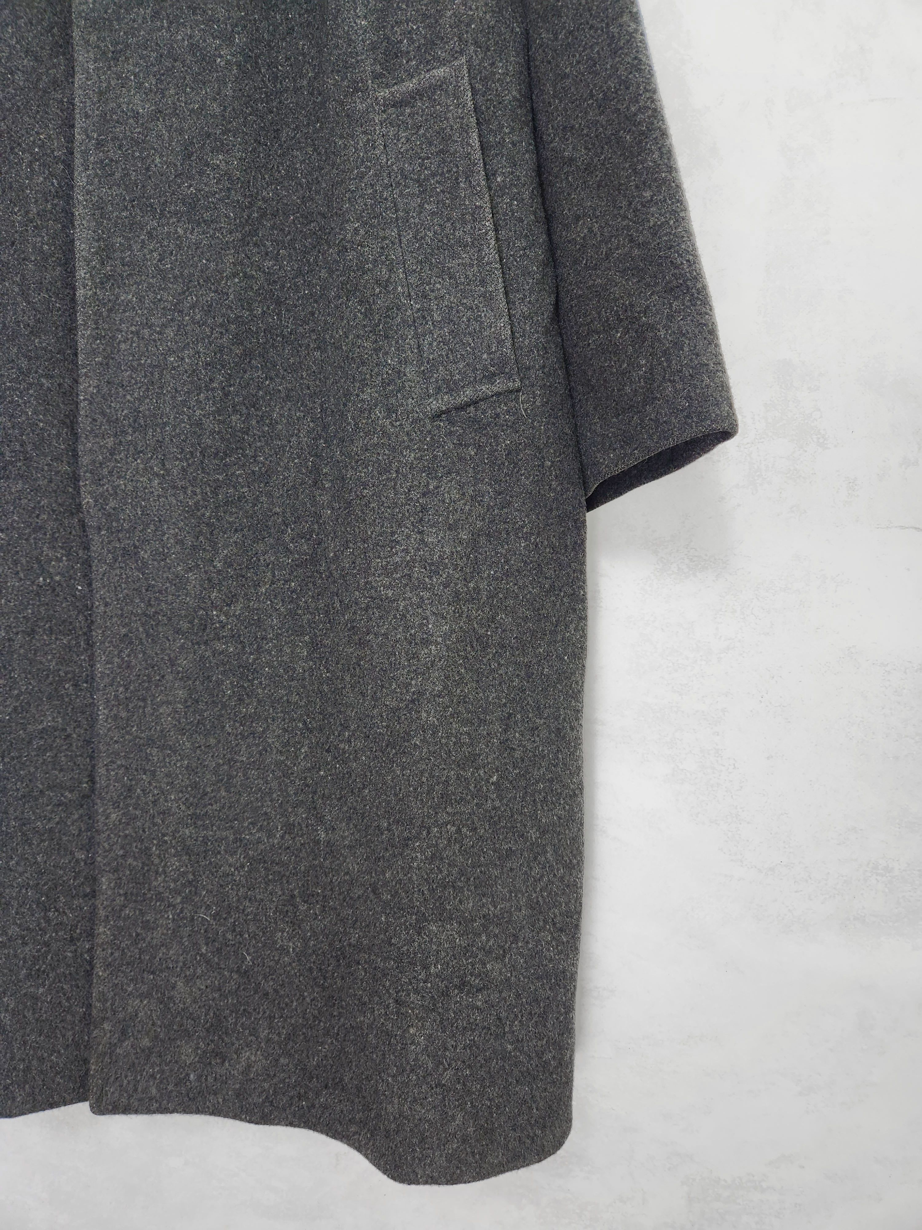 Burberry Burberry london wool and camel hair overcoat button ups Size US XL / EU 56 / 4 - 2 Thumbnail