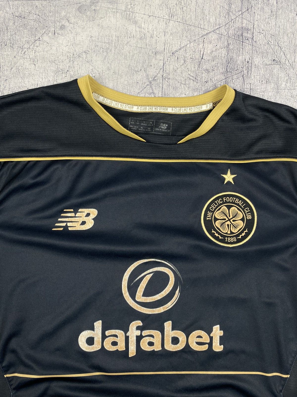 New Balance New Balance Celtic Soccer Jersey Tee Size US L / EU 52-54 / 3 - 5 Thumbnail