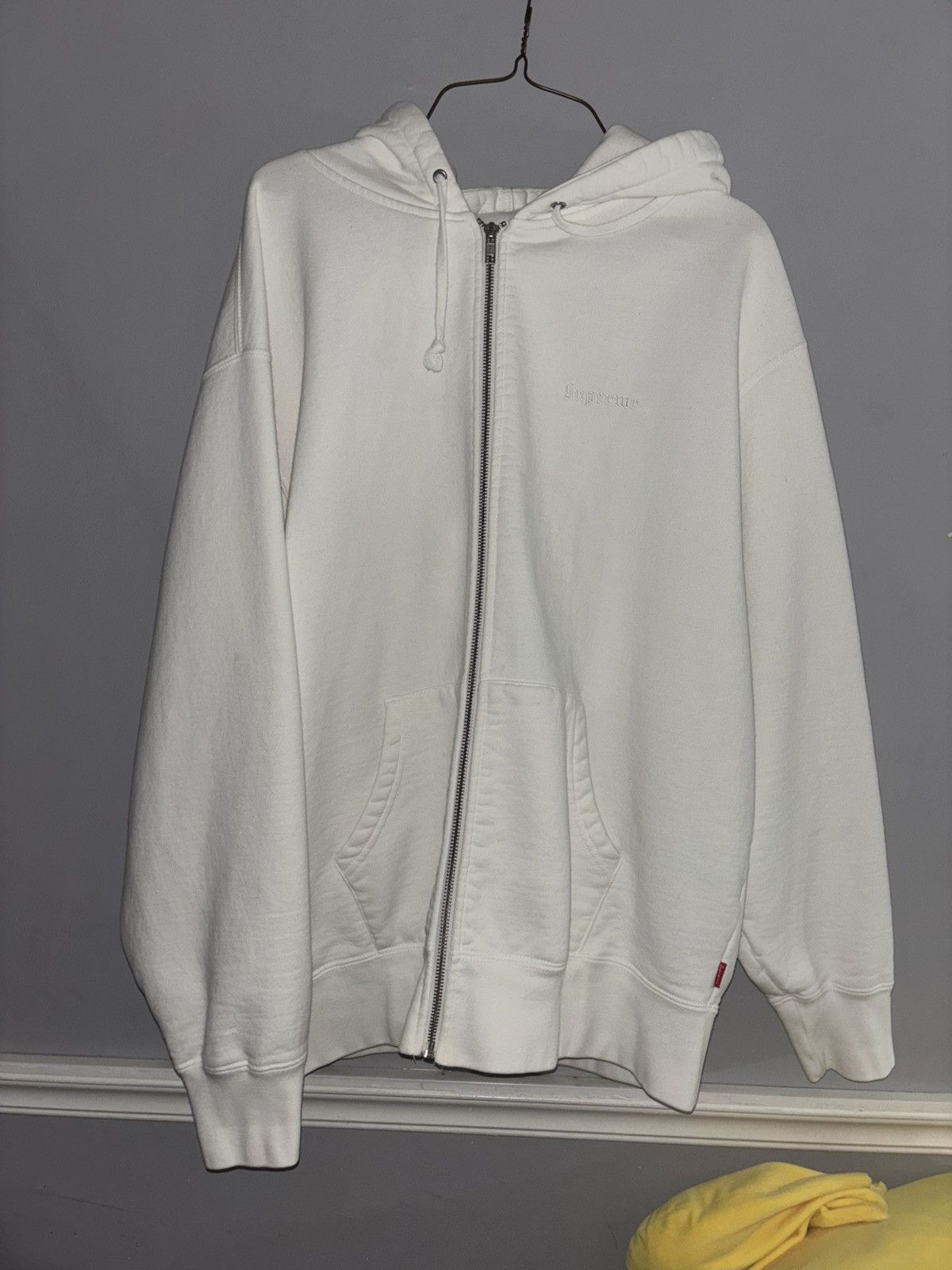 Supreme SUPREME LAKSHMI ZIPUP Size US L / EU 52-54 / 3 - 1 Thumbnail