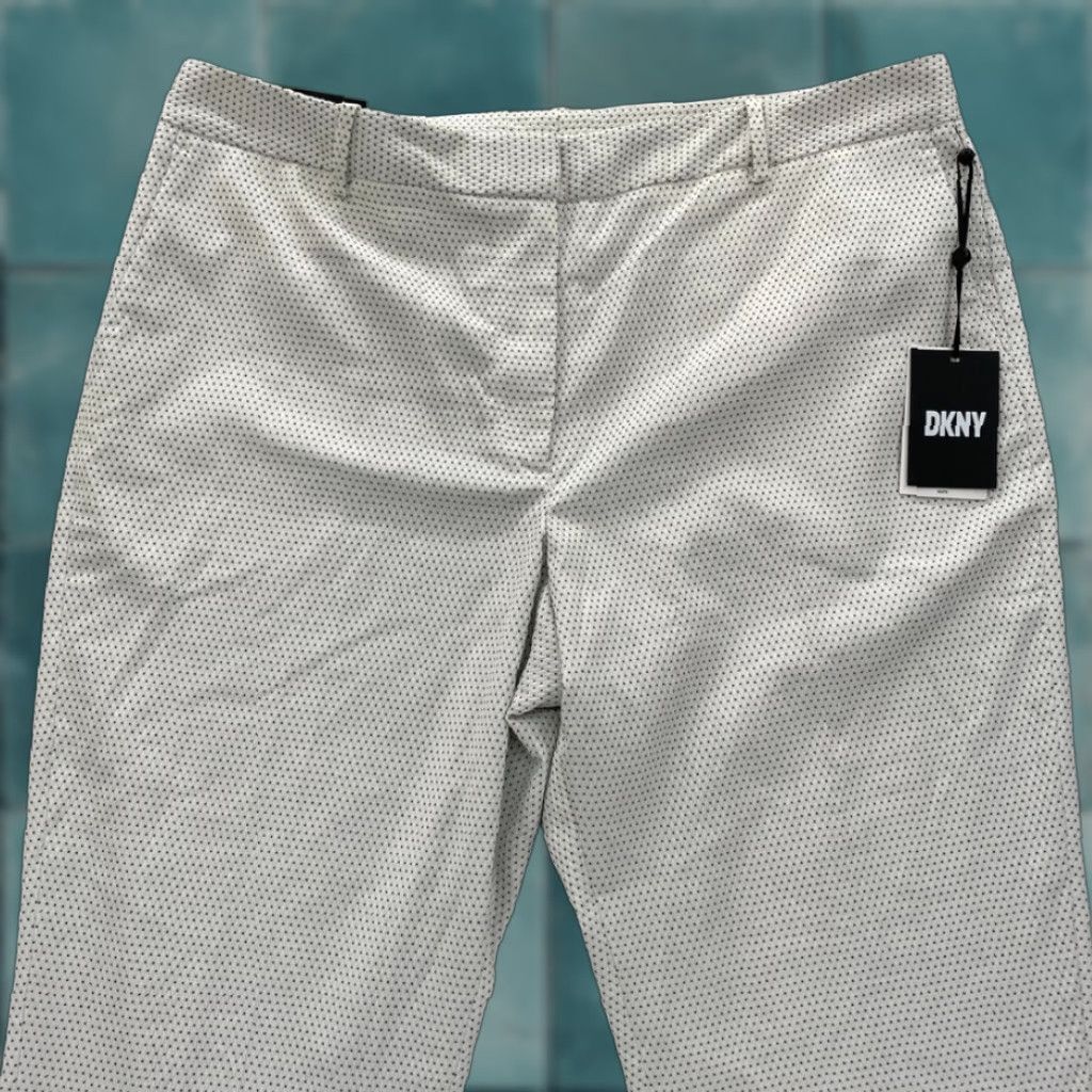 DKNY DKNY The Essex Ankle Pant Women's 16 White Stretch Fabric Slim Leg Cropped NWT Size 38" / US 16 / IT 52 - 1 Thumbnail