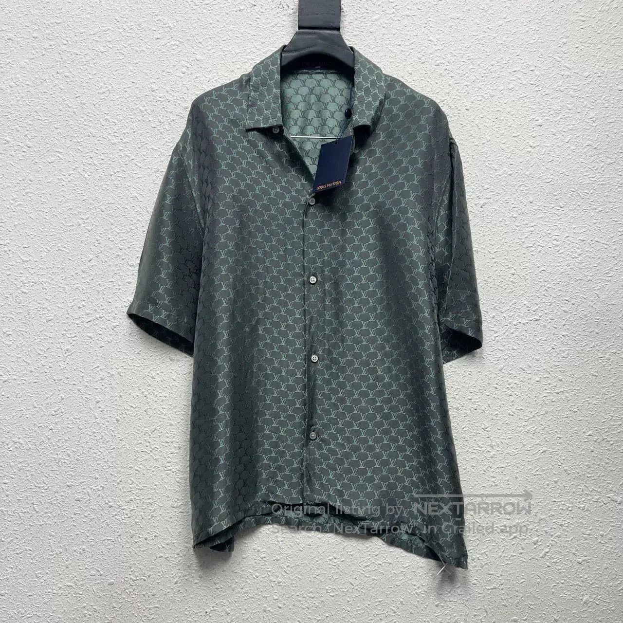 Louis Vuitton LV Louis Vuitton Short Sleeve Shirt SS24. Size US S / EU 44-46 / 1 - 1 Thumbnail