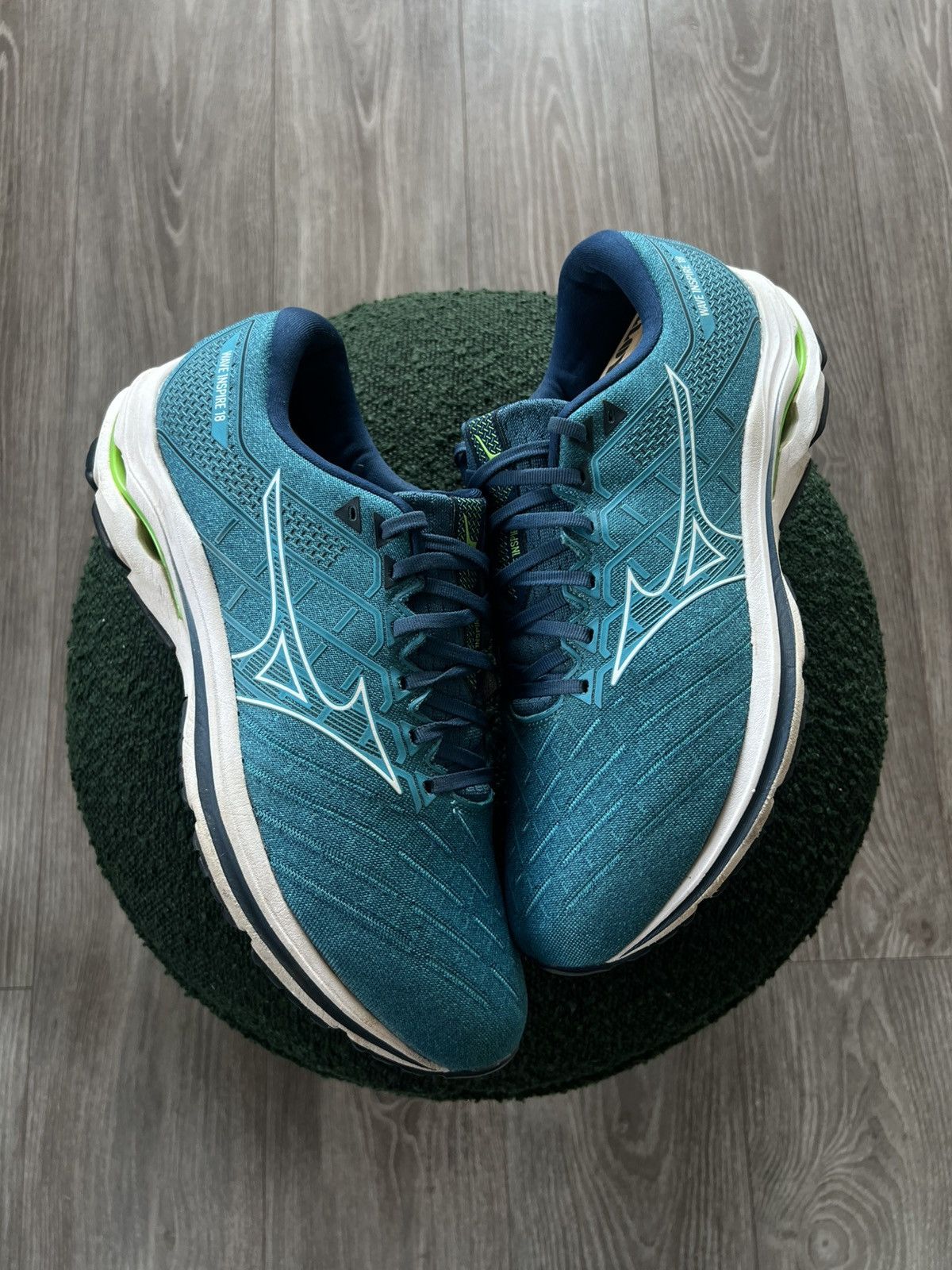 Designer × Mizuno ‼️Mizuno Wave Inspire 18 Athletic Soft Touch Shoes‼️ Size US 11 / EU 44 - 5 Thumbnail