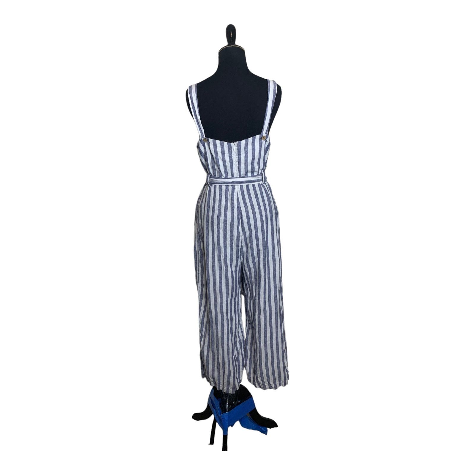 Rachel Zoe RACHEL ZOE Blue Linen Striped cropped Jumpsuit size 4 Size 27" / US 4 / IT 40 - 2 Thumbnail