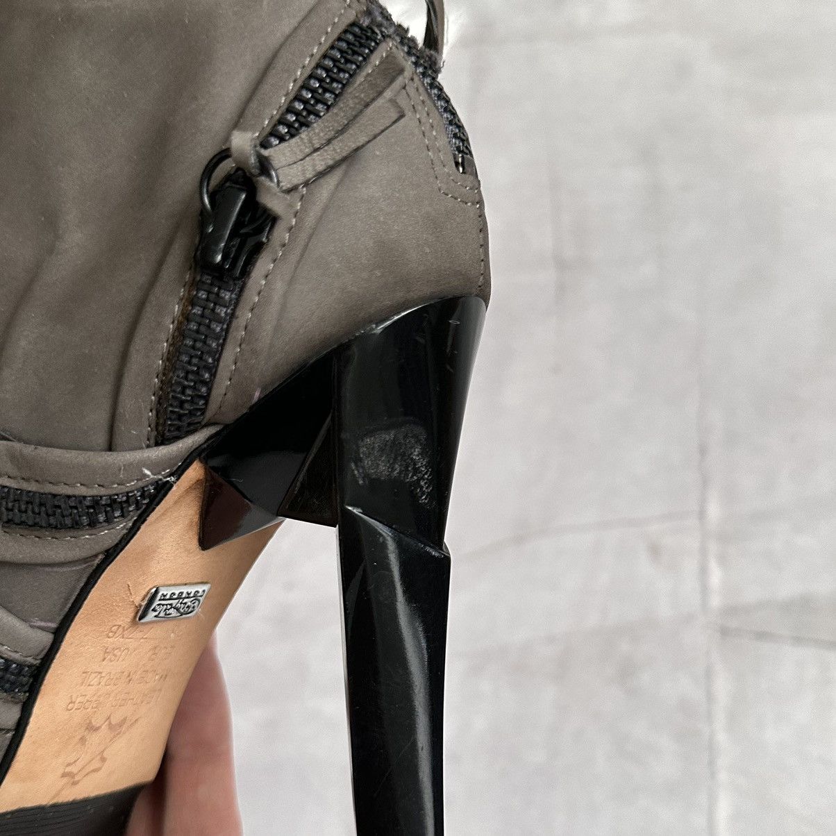 Buffalo London 00s Buffalo London Zipper Heels Leather El Dantes Vibe Size US 8 / IT 38 - 22 Thumbnail