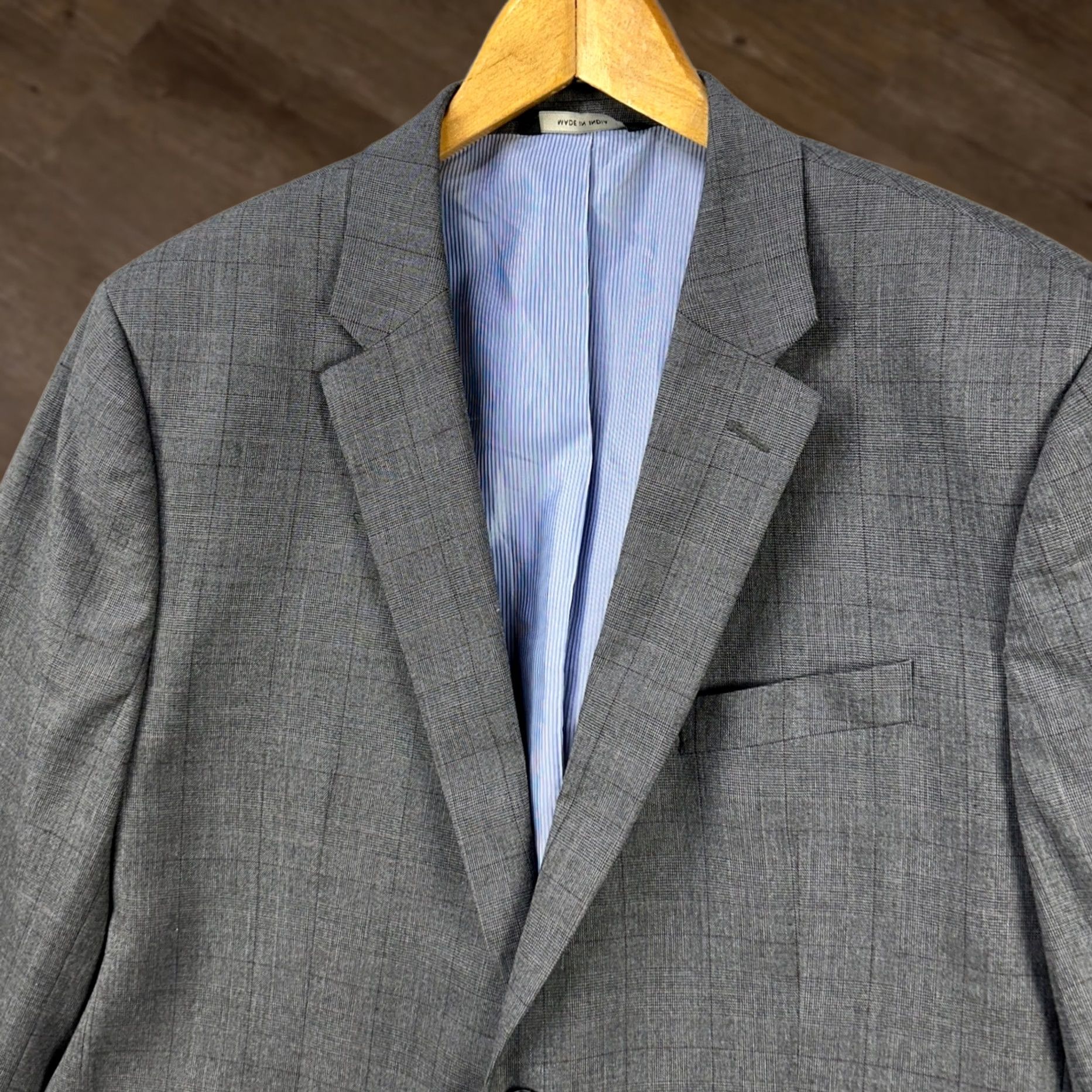 Banana Republic Banana Republic Blazer Sport Coat Men 44R Gray Glenn Plaid Standard Fit 2 Button Shirt? Size 44R - 1 Thumbnail