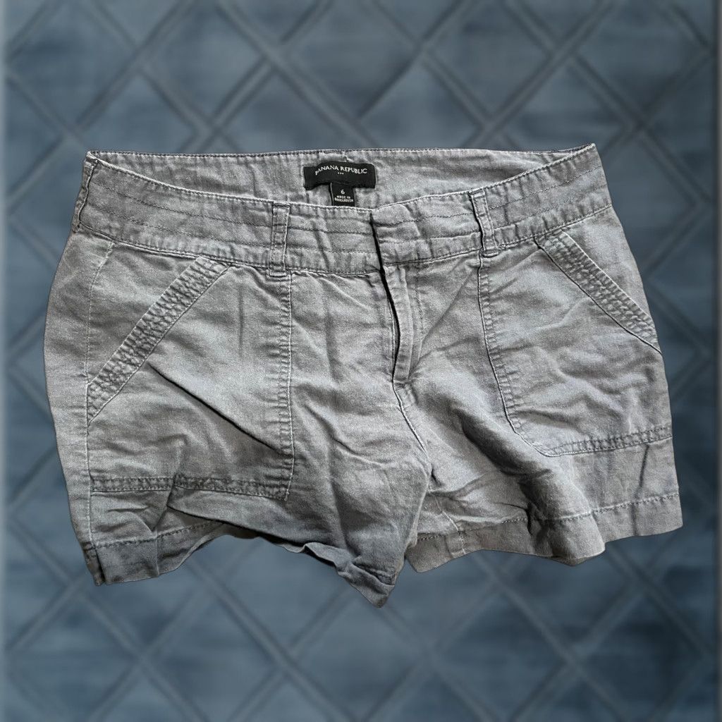 Banana Republic Banana Republic Gray Solid Chino Shorts Size 6 Flat Front Cotton Linen Stretch Size 28" / US 6 / IT 42 - 1 Thumbnail