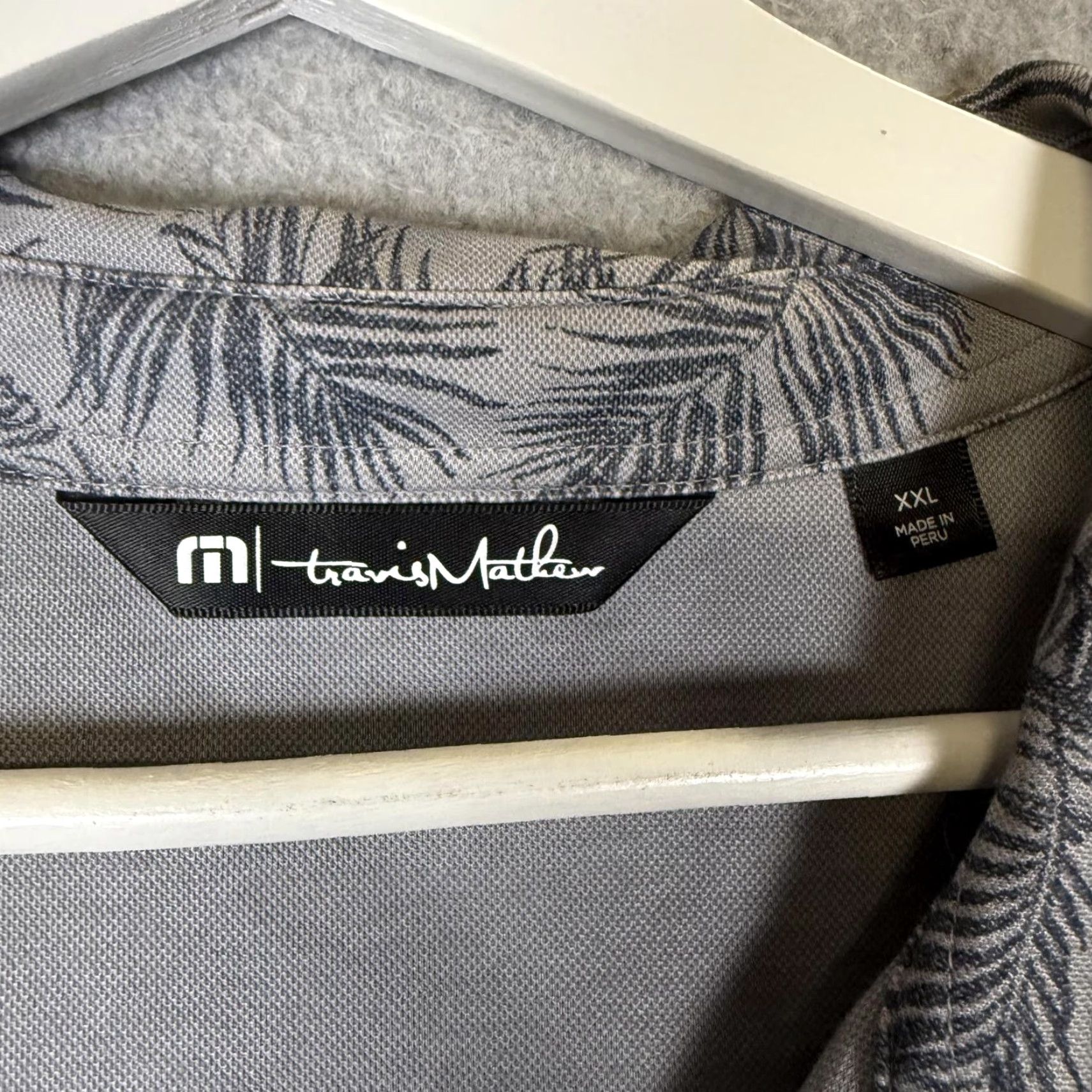 TravisMathew Travis Mathew Polo Shirt Mens XXL Gray Hawaiian Short Sleeve Performance Polo XX L Size US XXL / EU 58 / 5 - 2 Thumbnail