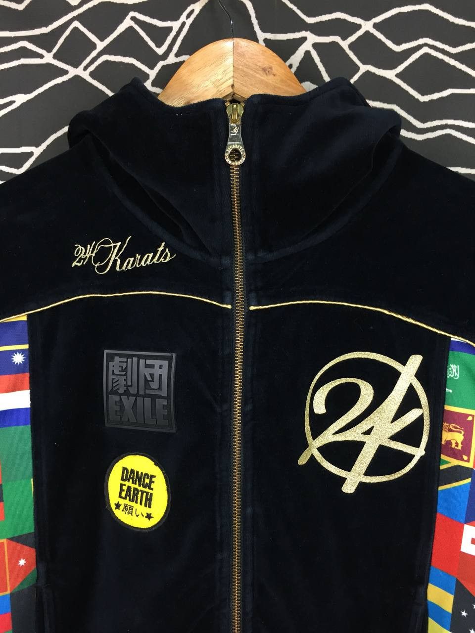 Japanese Brand 24 Karats Gold Diggers x Exile Tribe Velvet Hoodie Size 150 Size US S / EU 44-46 / 1 - 4 Thumbnail