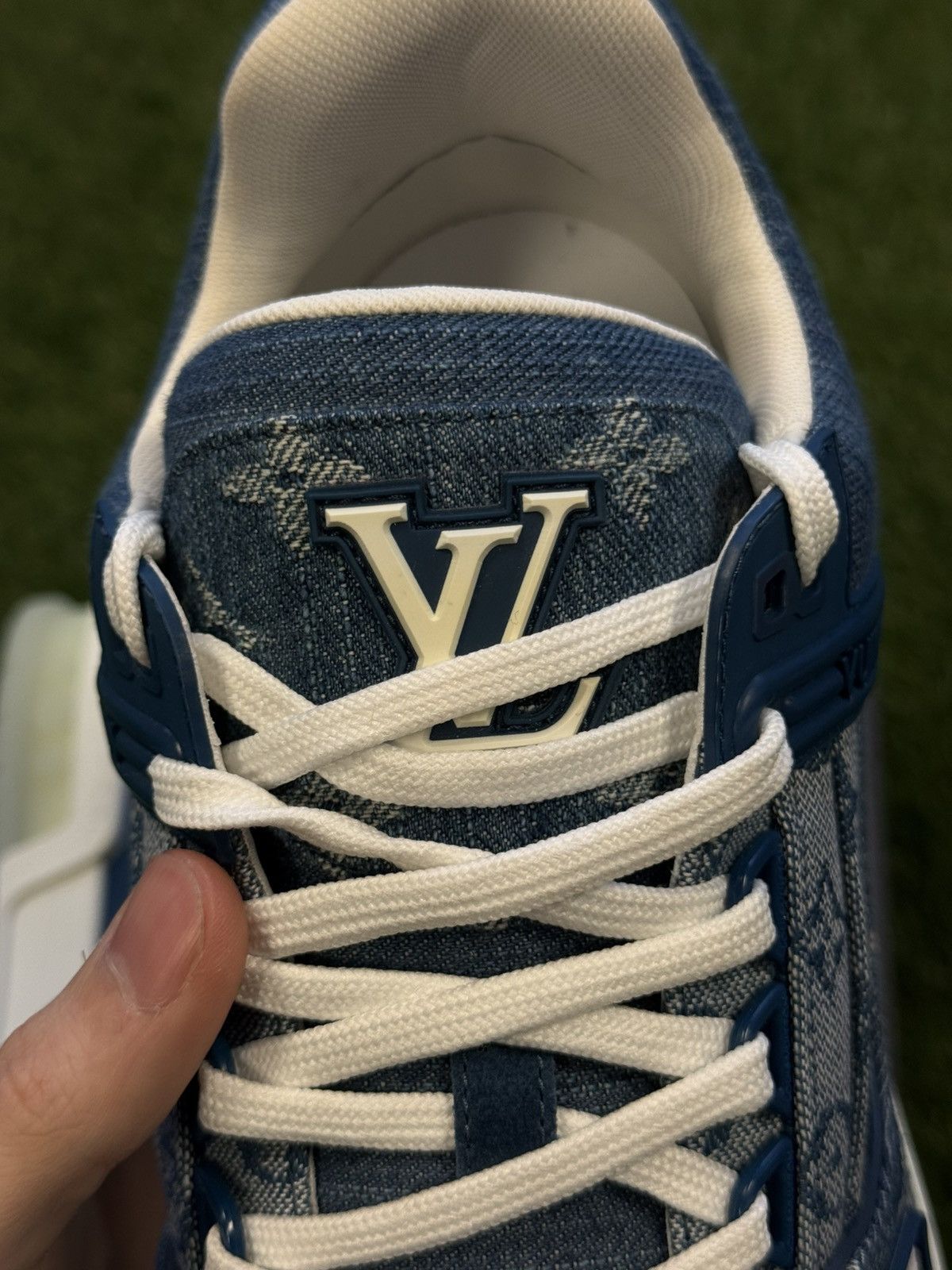 Louis Vuitton Louis Vuitton Denim Trainer 2020 Size 9UK/10US New Size US 10 / EU 43 - 7 Thumbnail