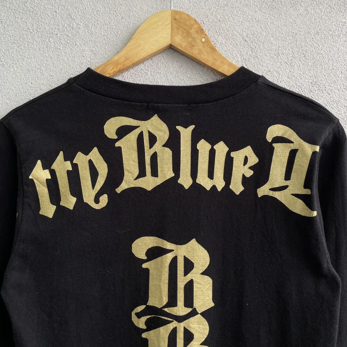 Japanese Brand Vintage Y2K Betty Blue Tribal Style Tee Shirt Size US S / EU 44-46 / 1 - 5 Thumbnail