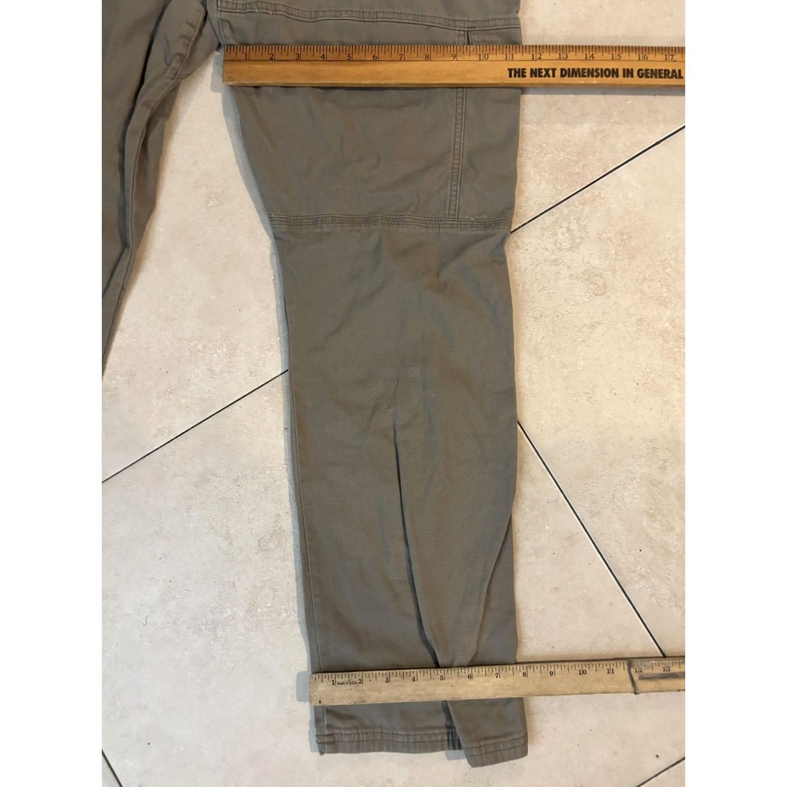 Wrangler Wrangler ATG All Terrain Gear Pants Mens 34x30 Khaki Hiking Outdoor Zip Pocket Size US 34 / EU 50 - 8 Thumbnail
