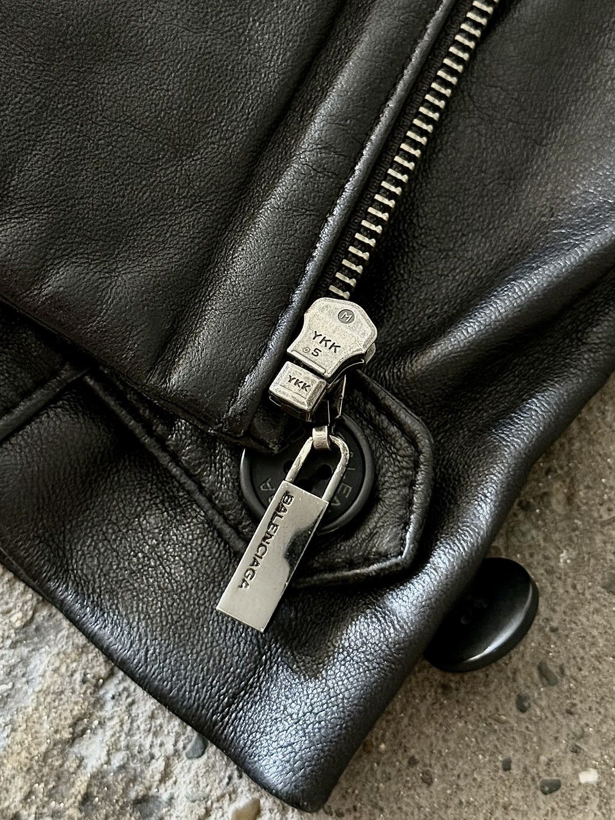 Balenciaga Balenciaga - 1997 -Nicolas Ghesquière -Zip Up Leather Jacket Size US L / EU 52-54 / 3 - 19 Thumbnail