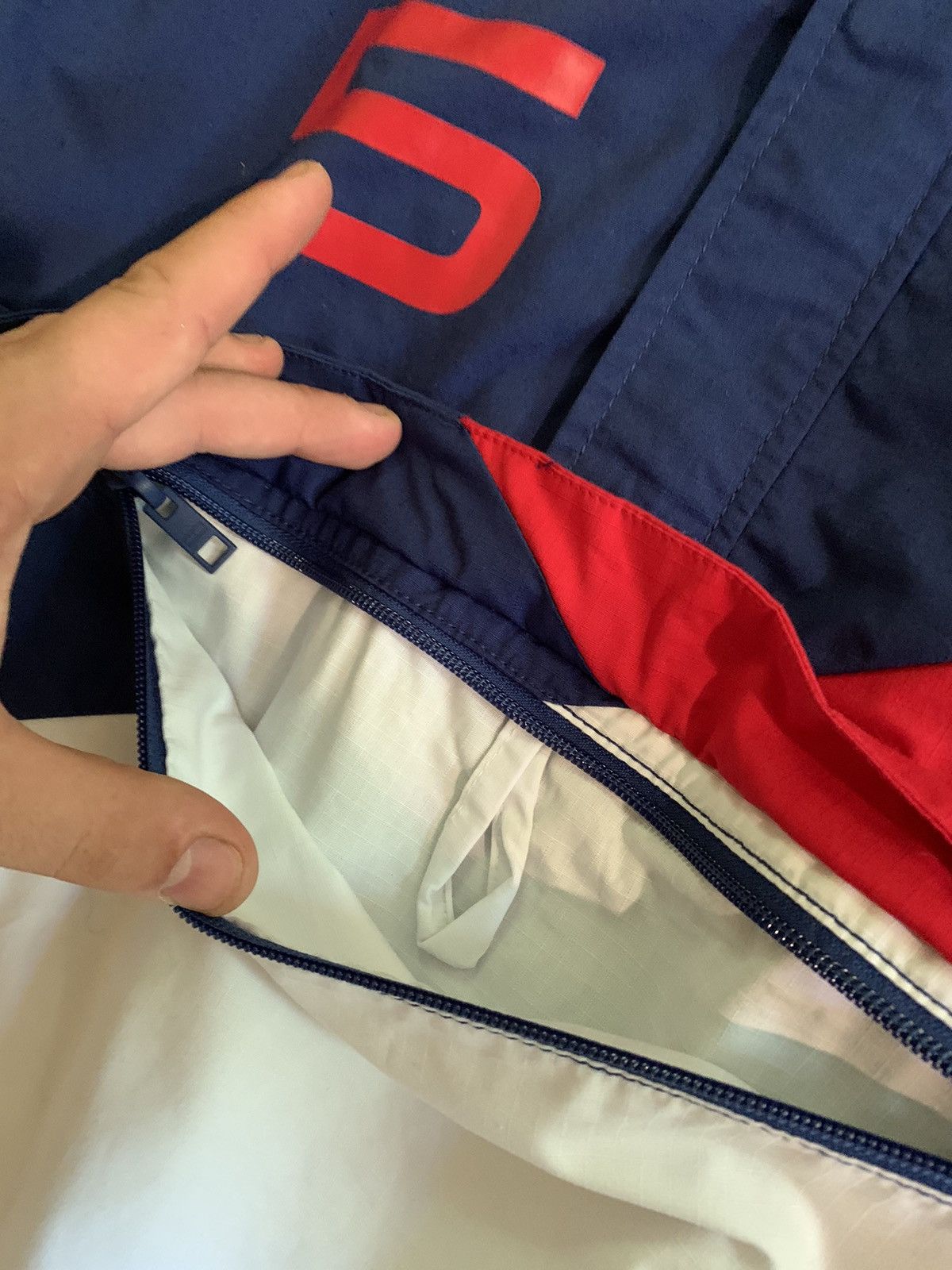 Tommy Jeans Tommy jeans light jacket anorak new with tags Size US L / EU 52-54 / 3 - 7 Thumbnail