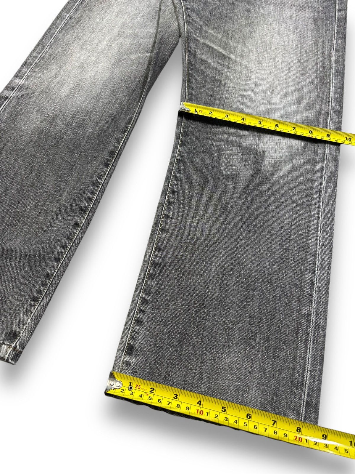 Undercover × Uniqlo Vintage Uniqlo S002 Faded Washed Whiskers Loose Fit Jeans Size US 35 - 16 Thumbnail