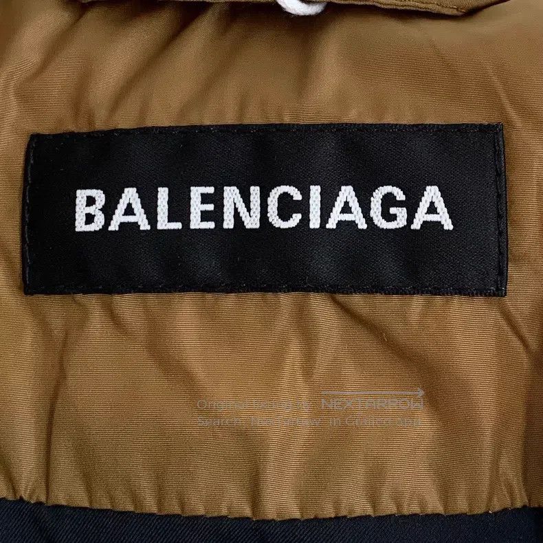 Balenciaga Balenciaga Brown logo letter print stand-up collar zip-up Size US M / EU 48-50 / 2 - 5 Thumbnail
