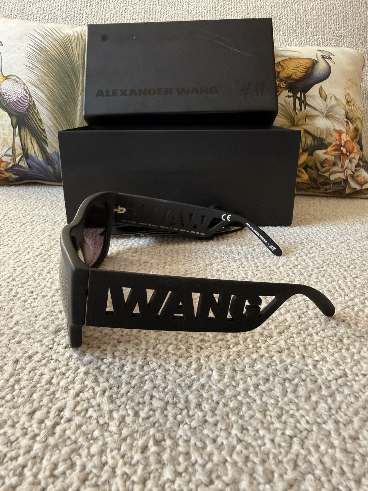 Alexander Wang × H&M Alexander Wang x H&M Sunglasses Limited Edition - Full Set Size ONE SIZE - 4 Thumbnail