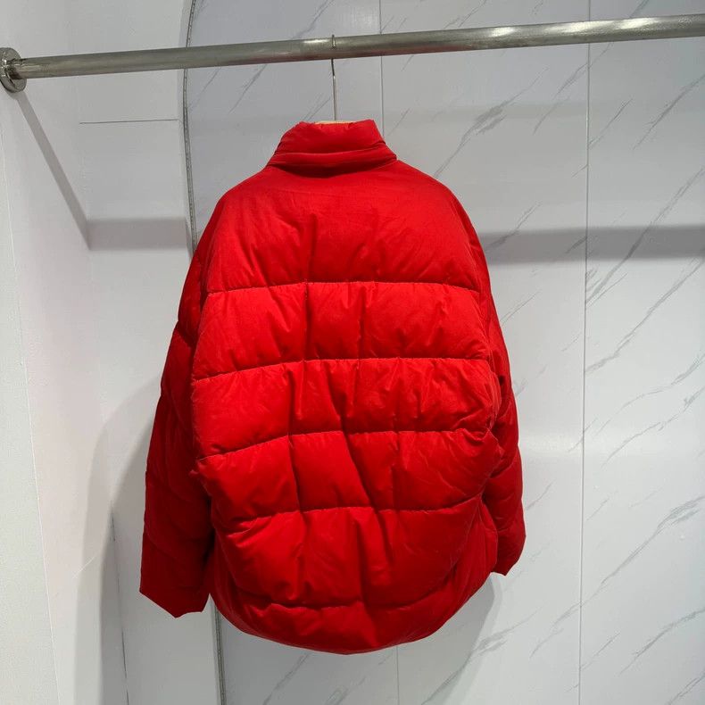 Balenciaga Balenciaga size 38 Red Double Hook Embroidered Oversized S Size S / US 4 / IT 40 - 2 Thumbnail