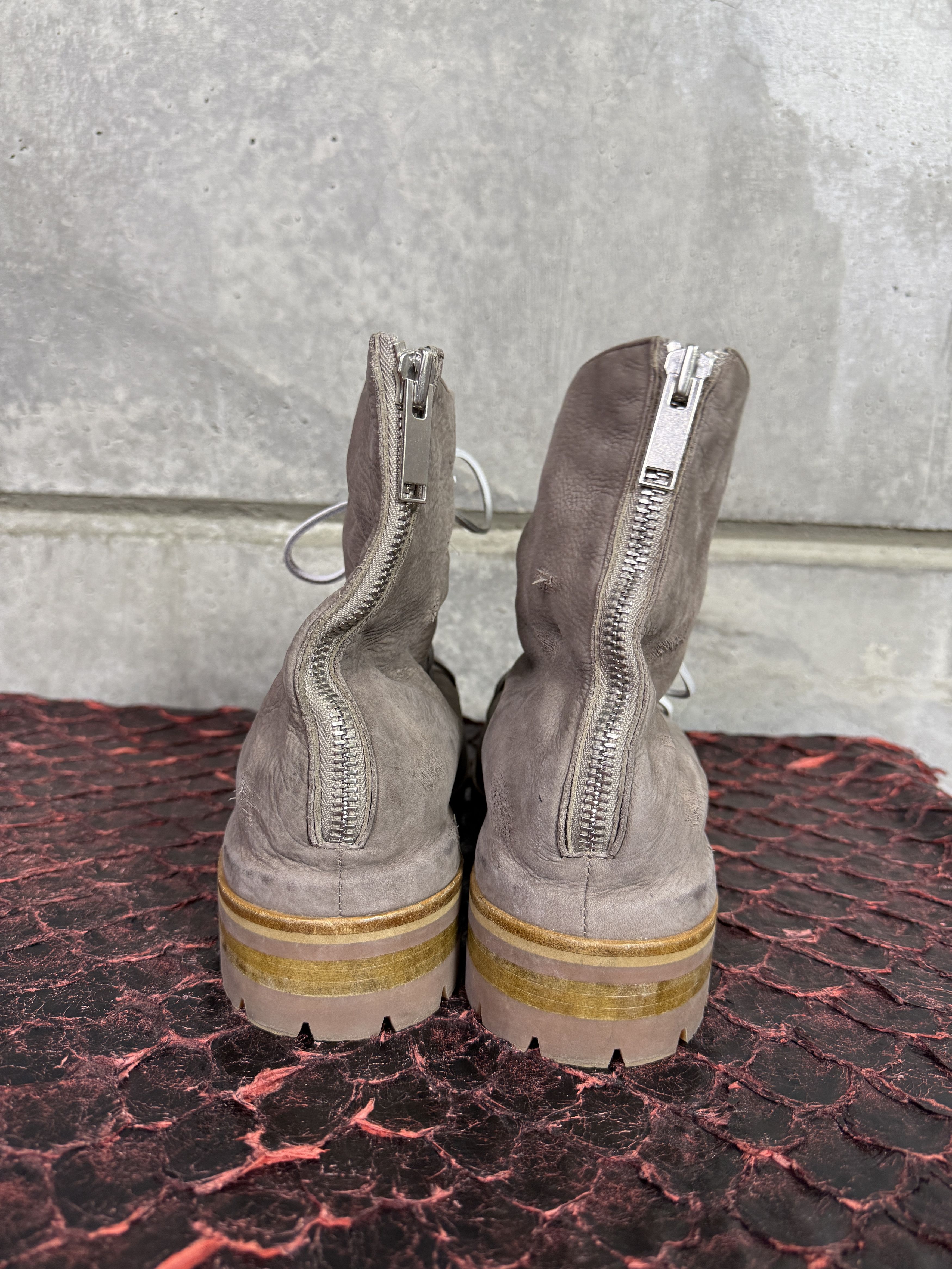 424 $1490 424 Dusty Nude Nabuk Leather Laced Up Marathon Boot Size US 8 / EU 41 - 10 Thumbnail
