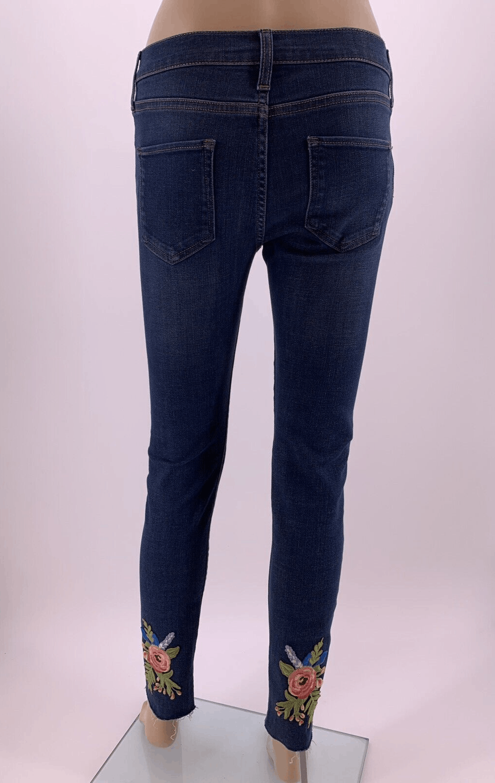 Gucci New Gucci Jeans Womam's Size-25 Size 25" / US 0 / IT 36 - 4 Thumbnail