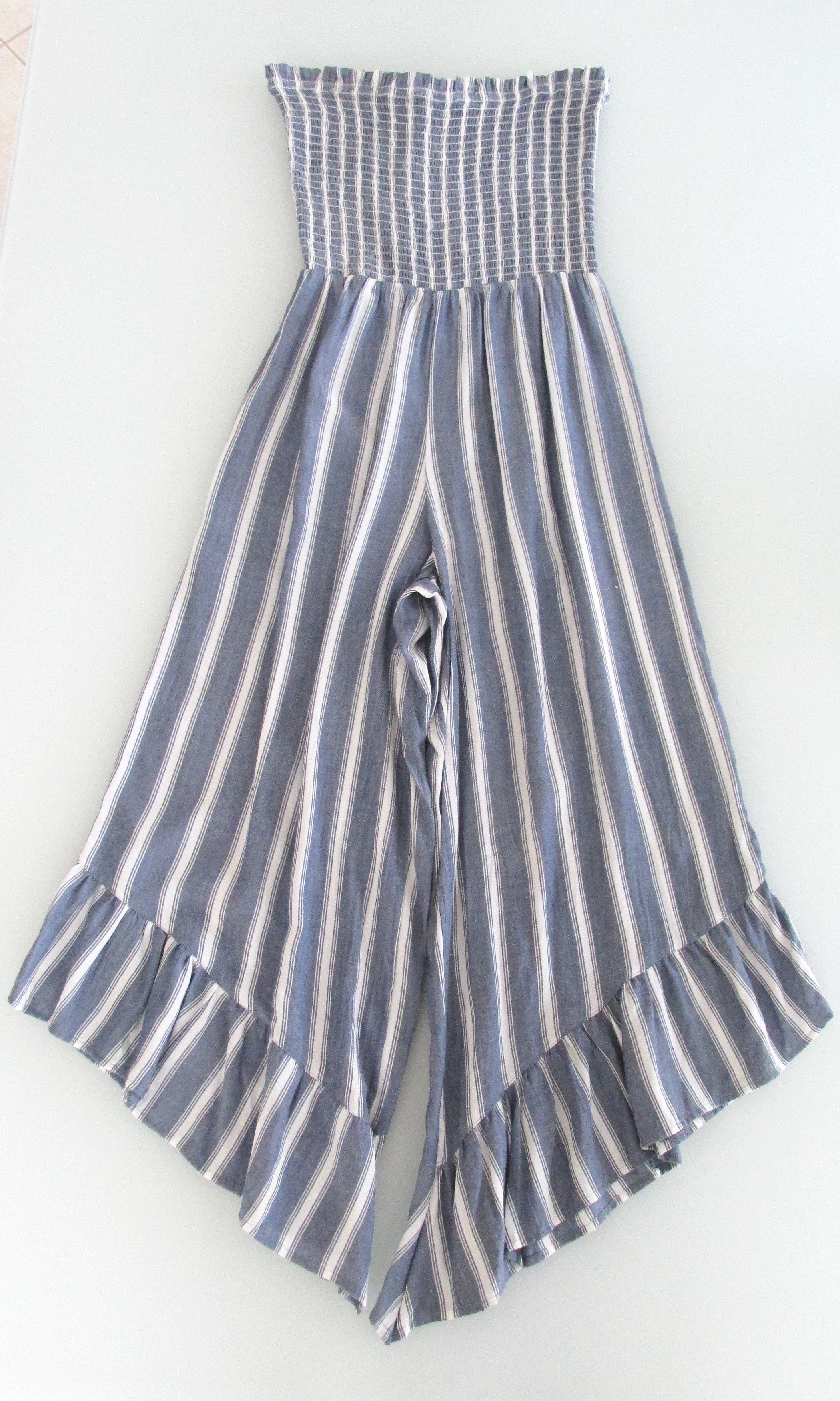 Other Angie (NWT) Wide Leg Striped Jumpsuit/Romper Size Medium Size 26" / US 2 / IT 38 - 1 Thumbnail