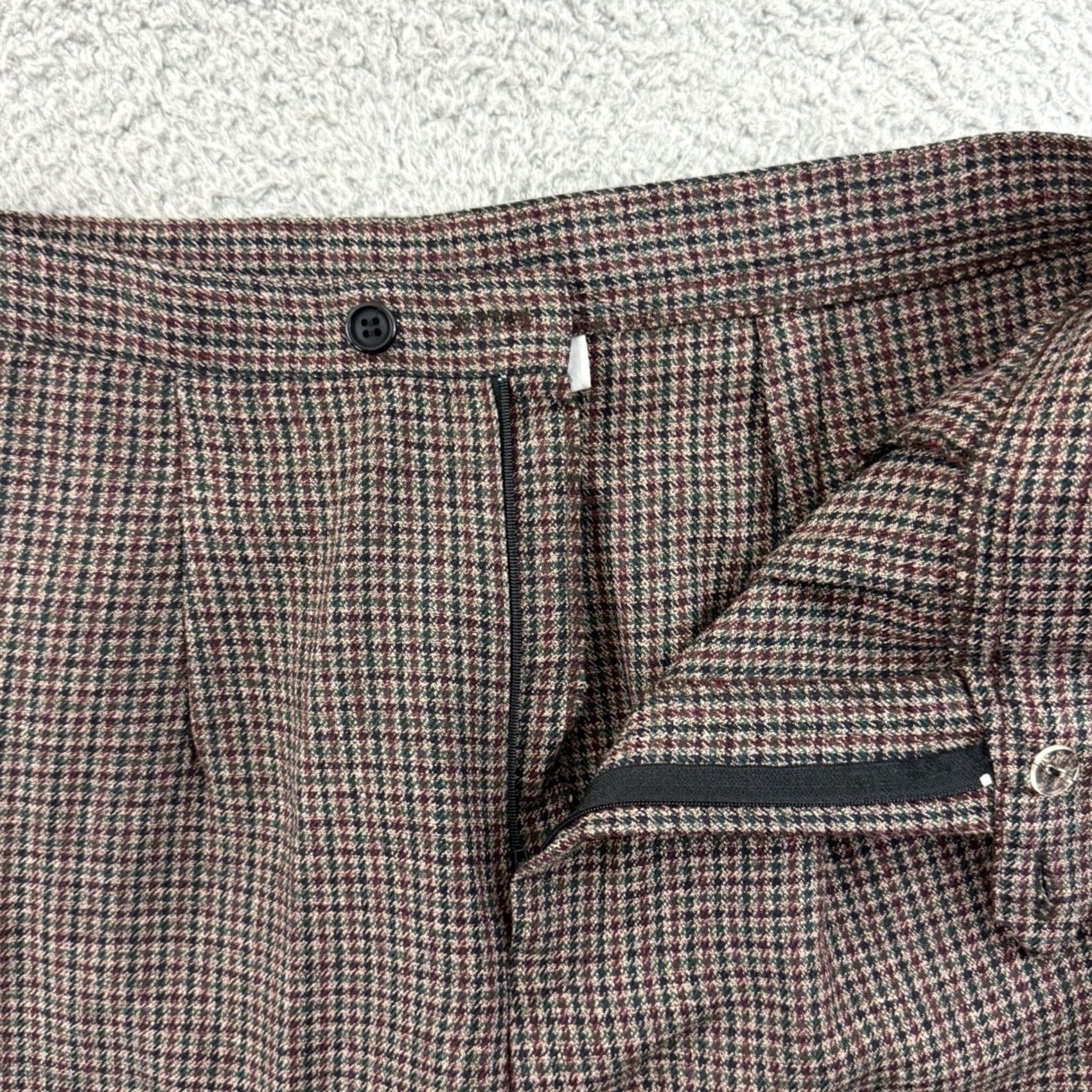Vintage VINTAGE Briggs New York Pants Women 12 Tapered Houndstooth High Waist Pleated 29" Waist NWT Brown Trousers Size 34" / US 12 / IT 48 - 4 Thumbnail