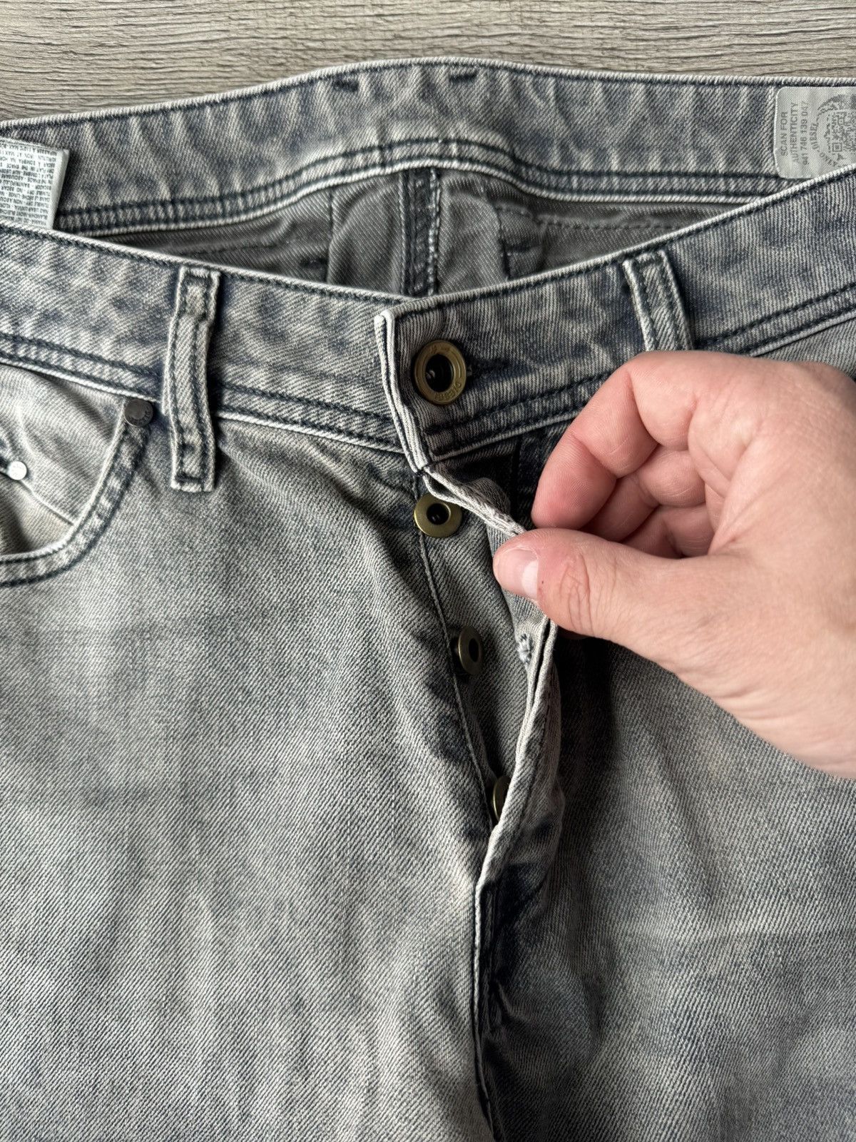 Diesel Diesel Belther Gray Mens Jeans Made in Italy Size US 34 / EU 50 - 9 Thumbnail
