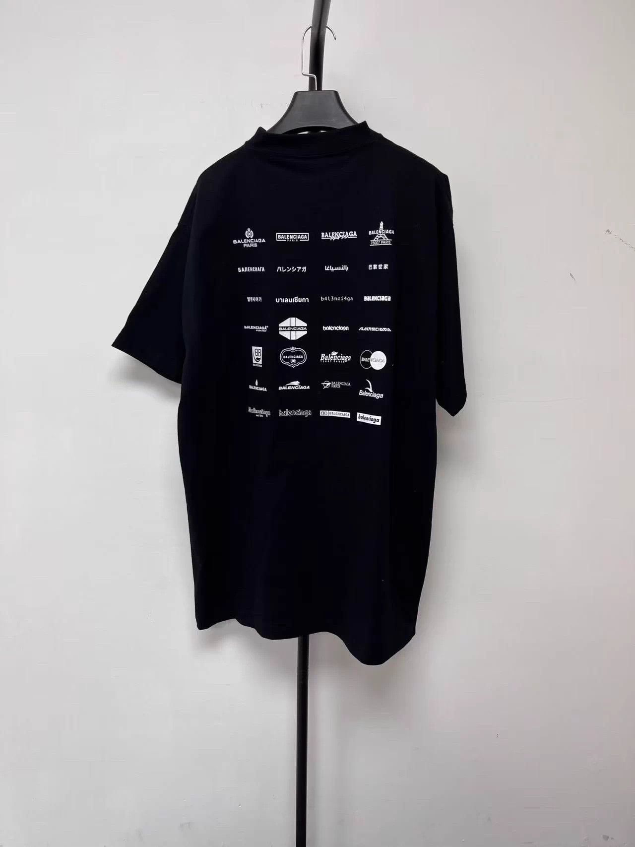 Balenciaga Balenciaga Oversized Short Sleeve Tee Black Size US L / EU 52-54 / 3 - 2 Thumbnail