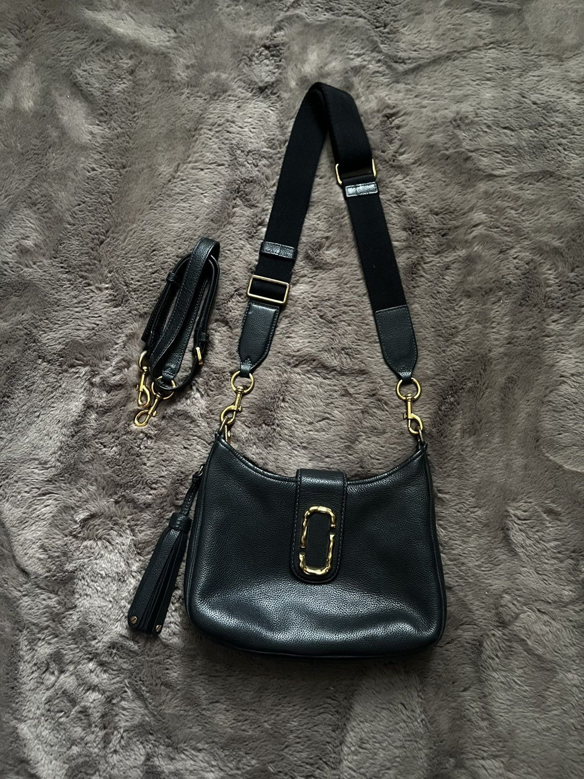 Marc Jacobs Marc Jacobs Leather Hobo Bag Black Gold Hardware 2 Straps Size ONE SIZE - 1 Thumbnail